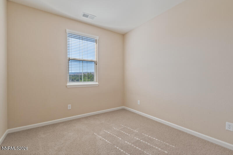1052 Crown View Drive Property Photo 14