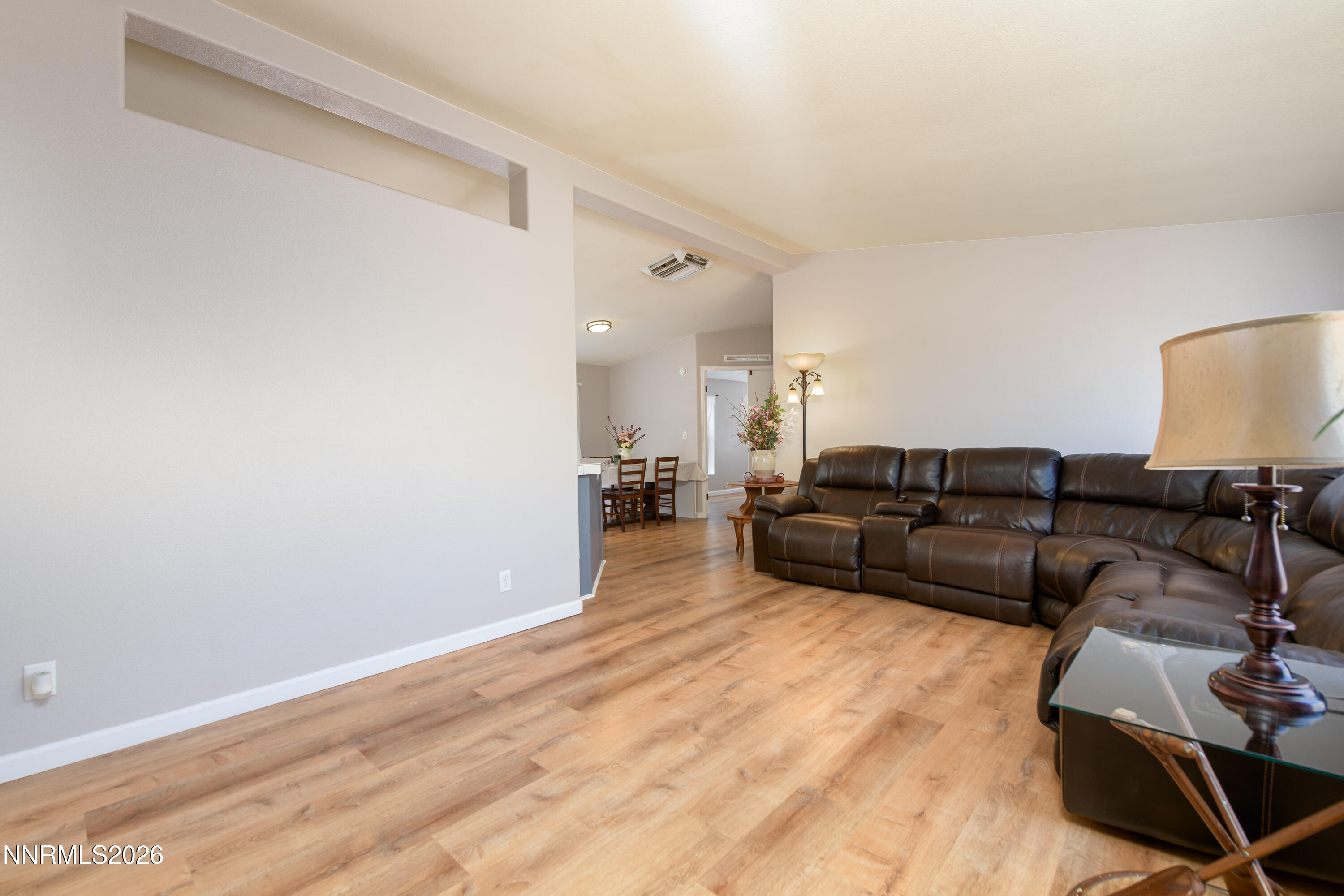 3769 Arden Way Property Photo 6