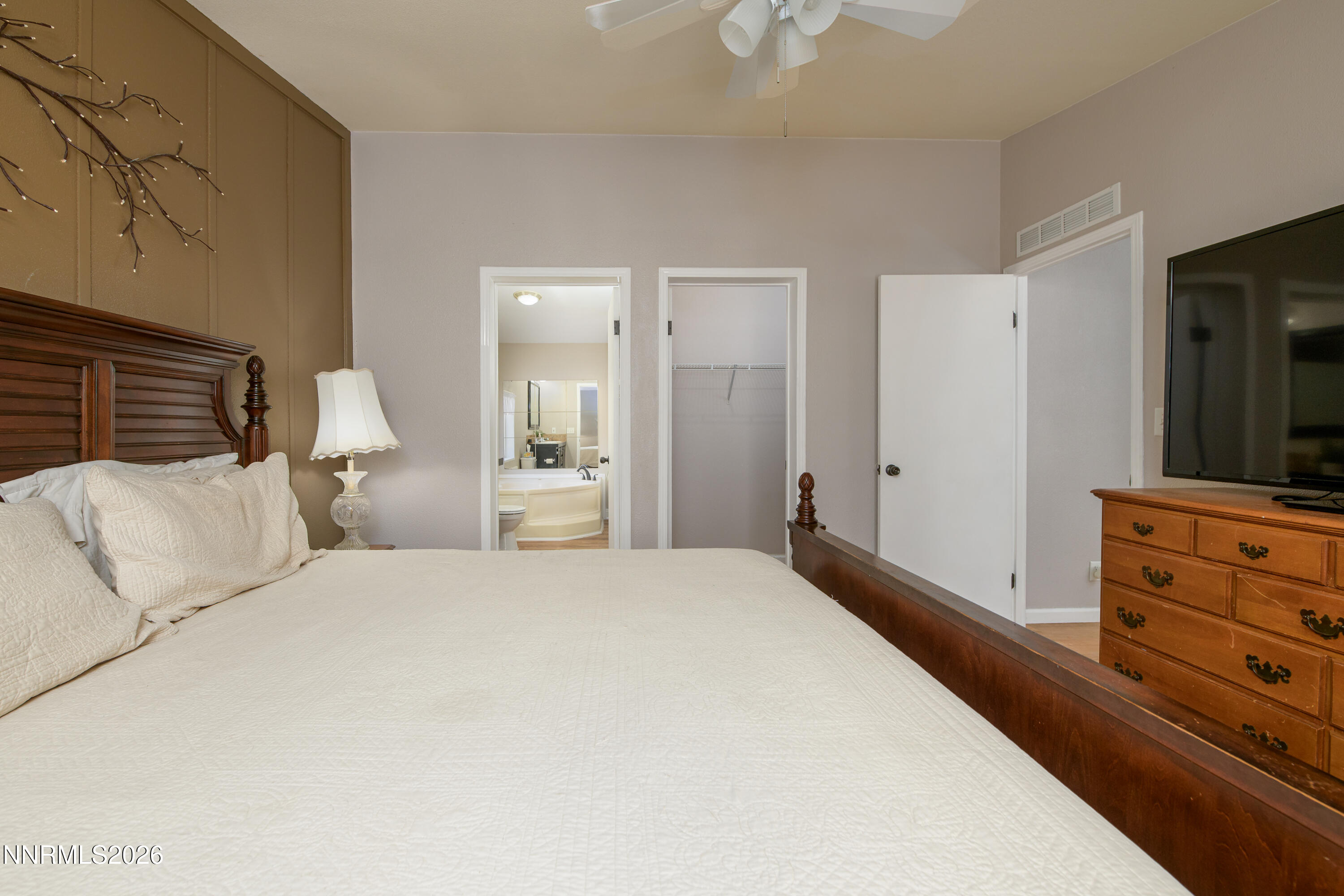 3769 Arden Way Property Photo 11