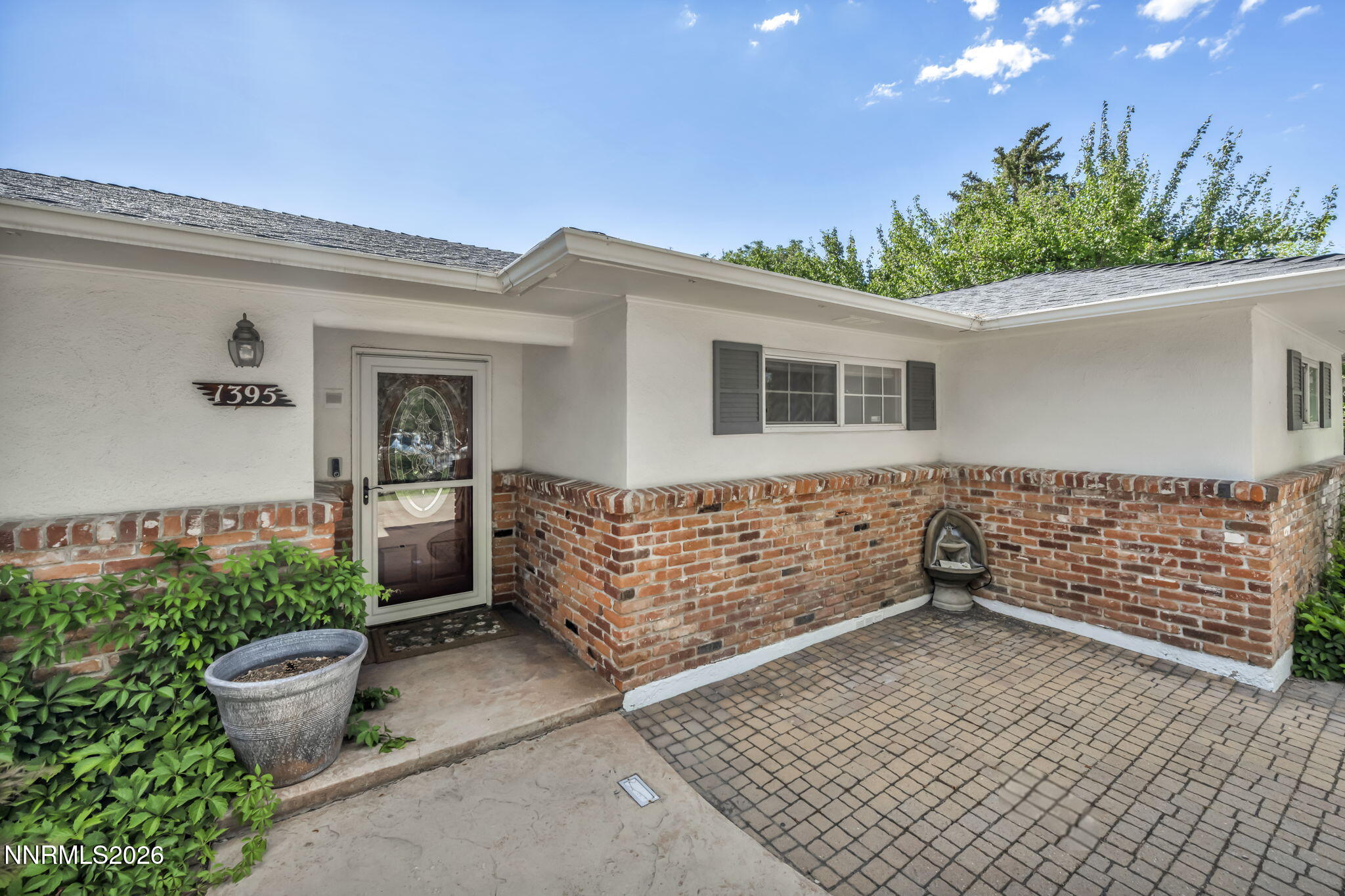 1395 Davidson Way Property Photo 3