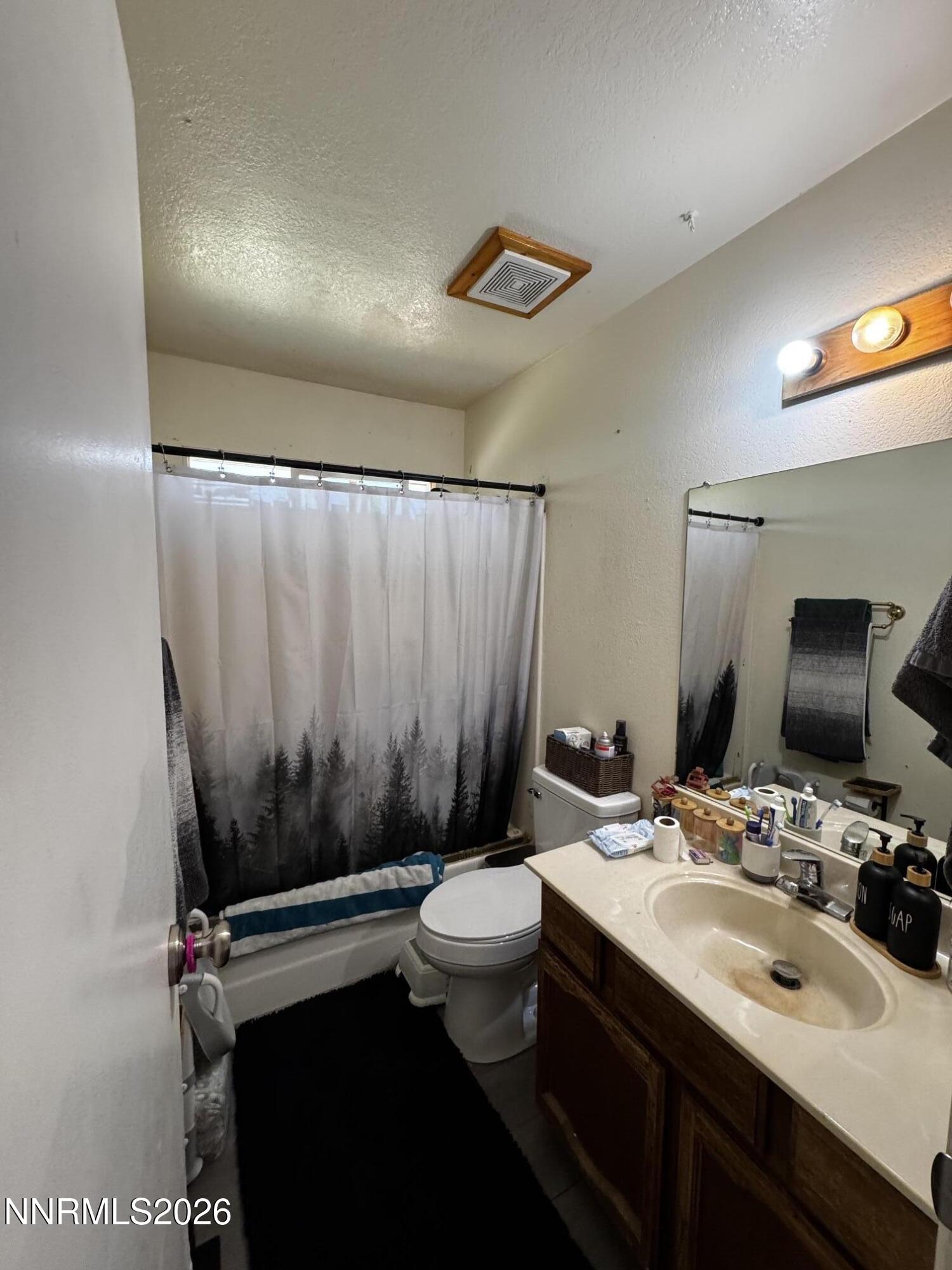 2903 Panamint Road Property Photo 6