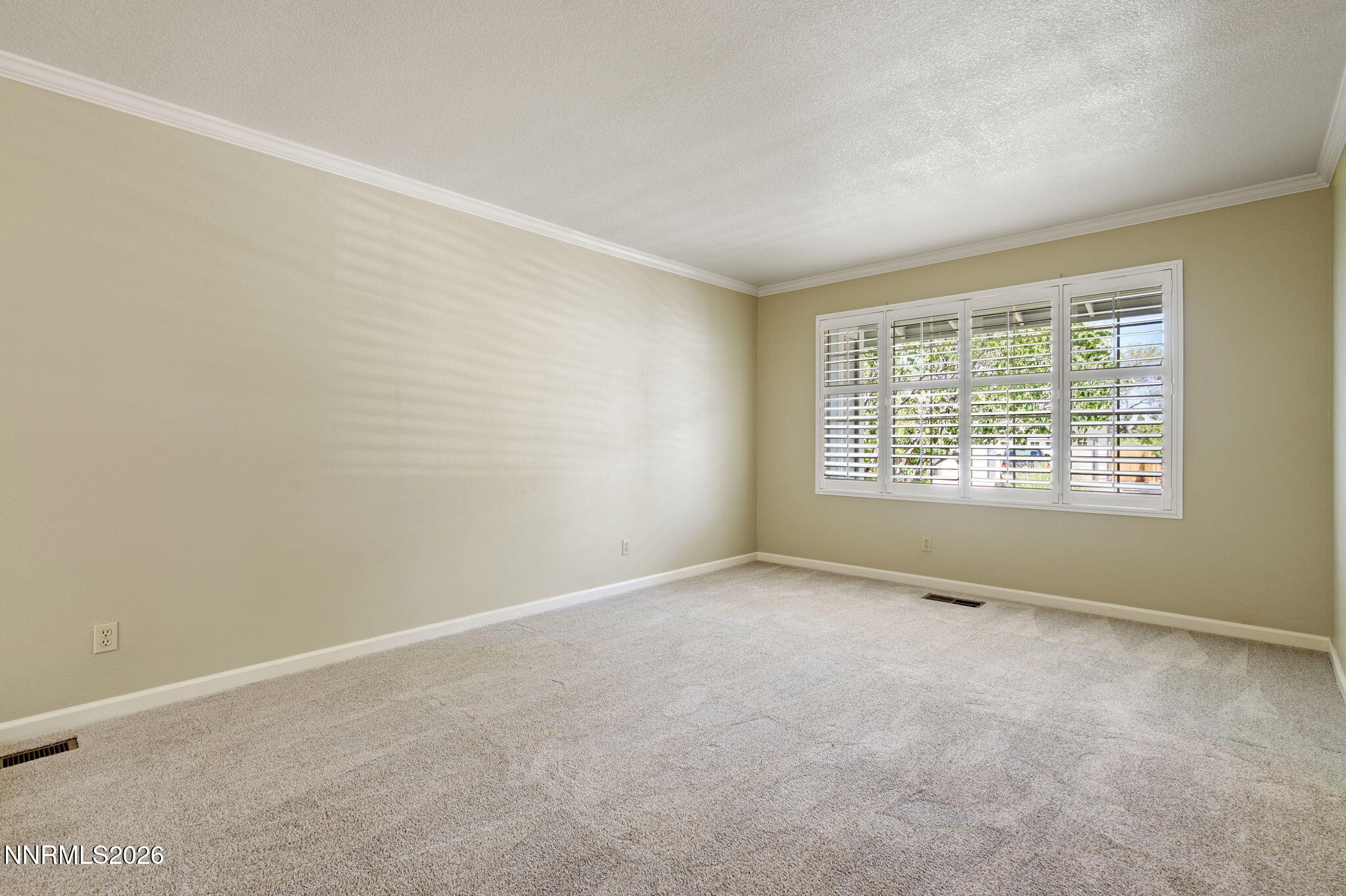 6059 Torrington Drive Property Photo 6
