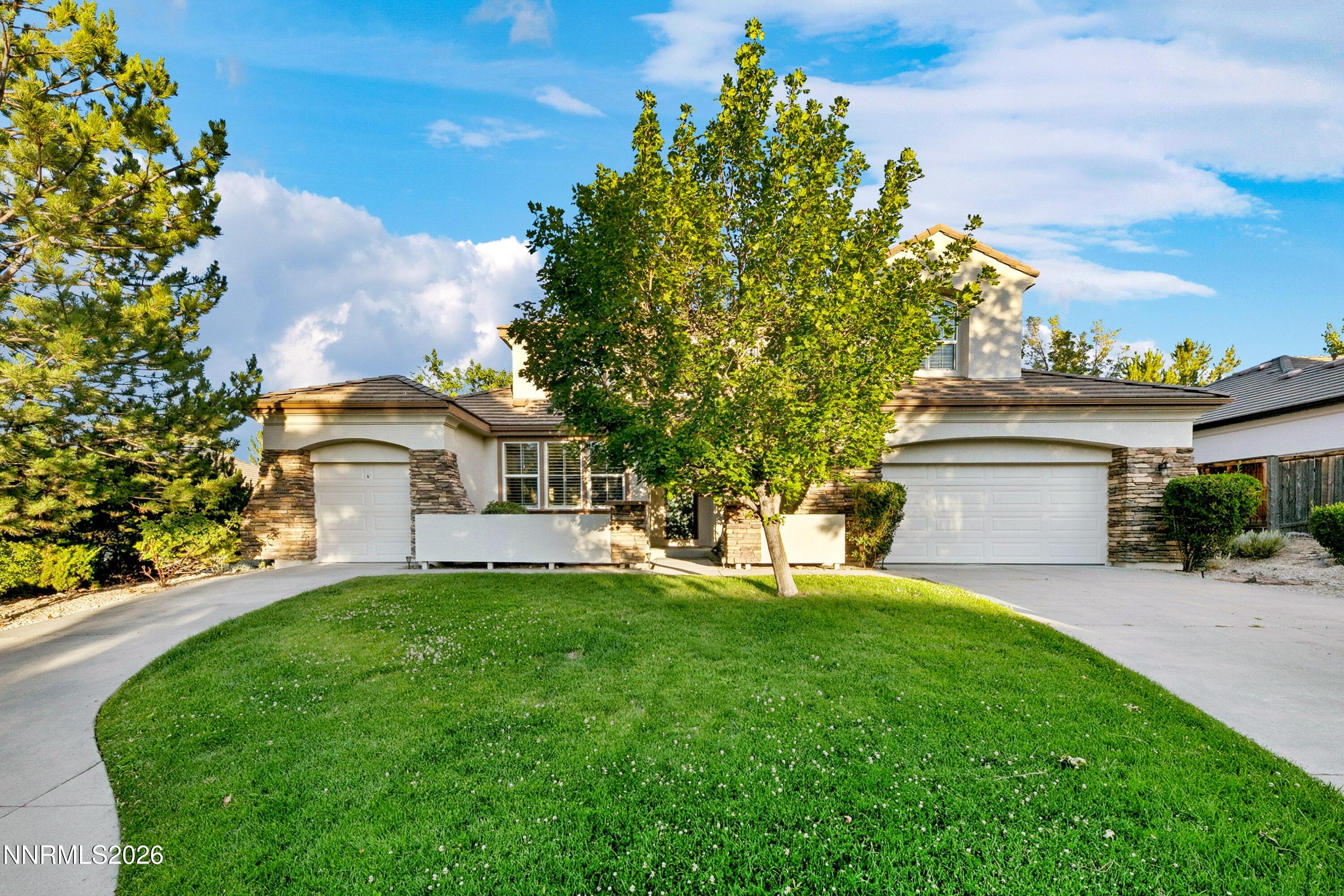 8120 Willow Ranch Trail Property Photo 1