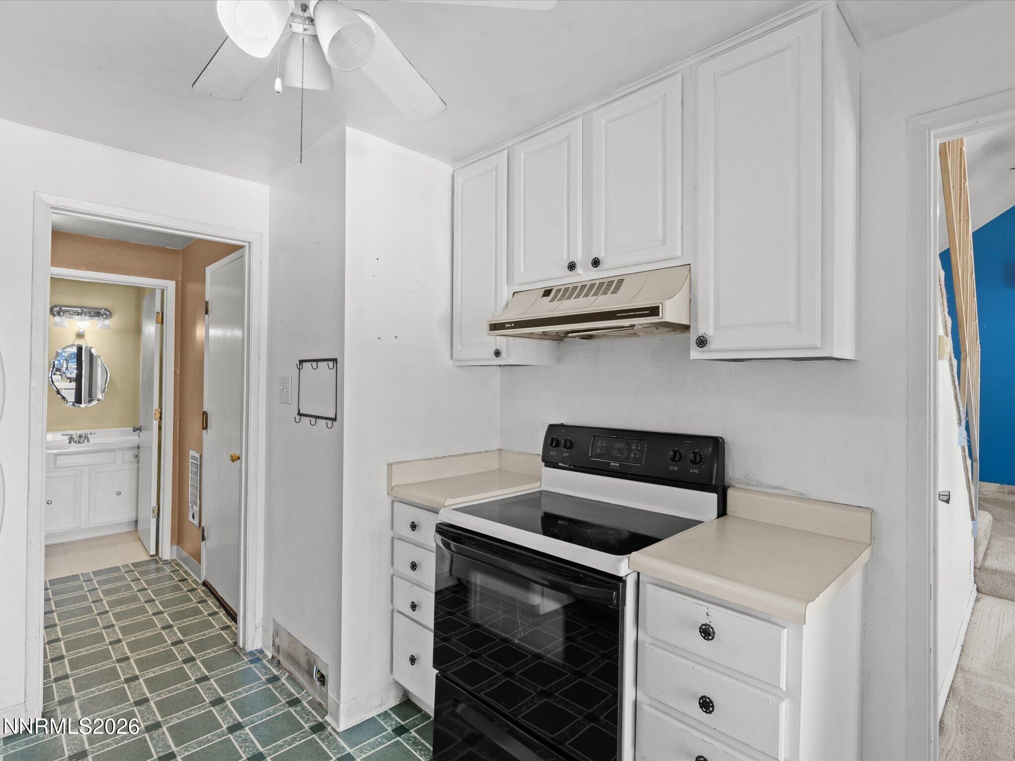 1763 London Circle Property Photo 16