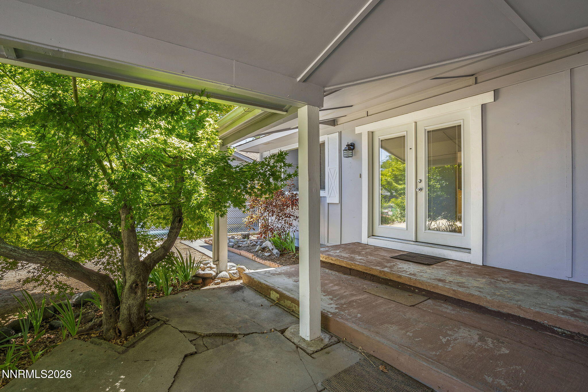 1401 Surf Way Property Photo 5