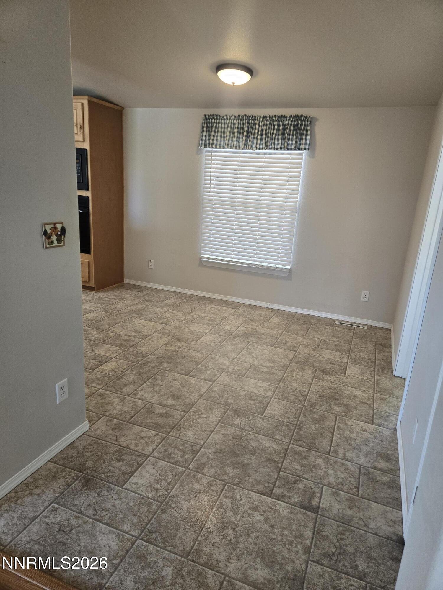 3840 Granite Way Property Photo 11
