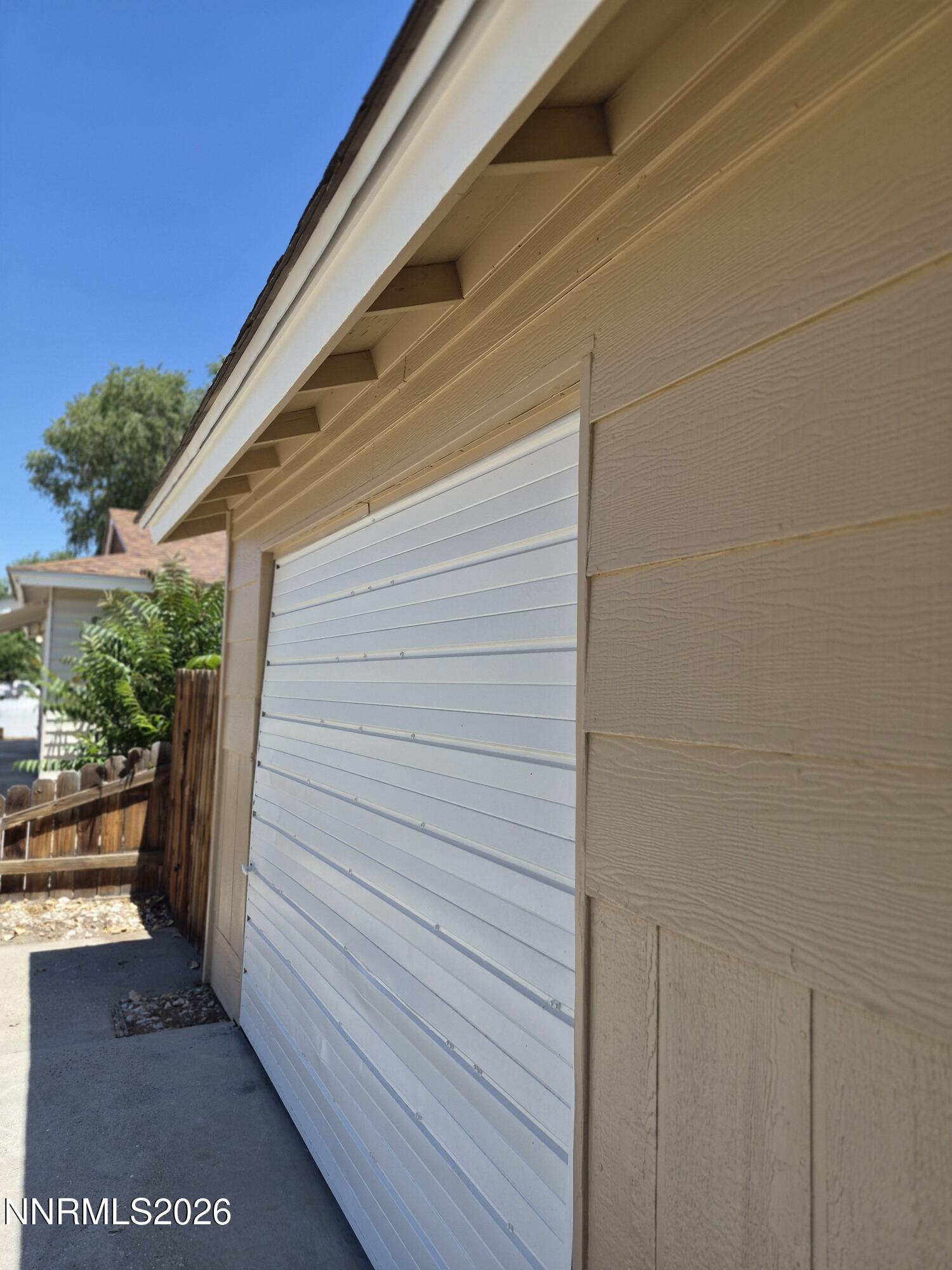 653 Humboldt Street Property Photo 33