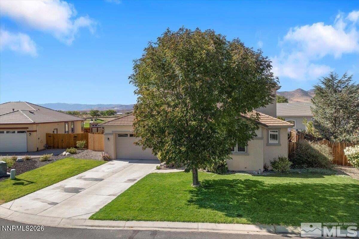 754 Grayhawk Drive Property Photo 2