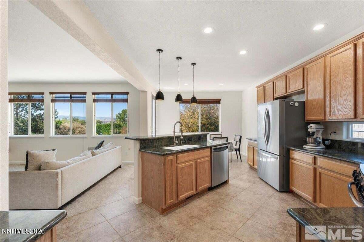 754 Grayhawk Drive Property Photo 7
