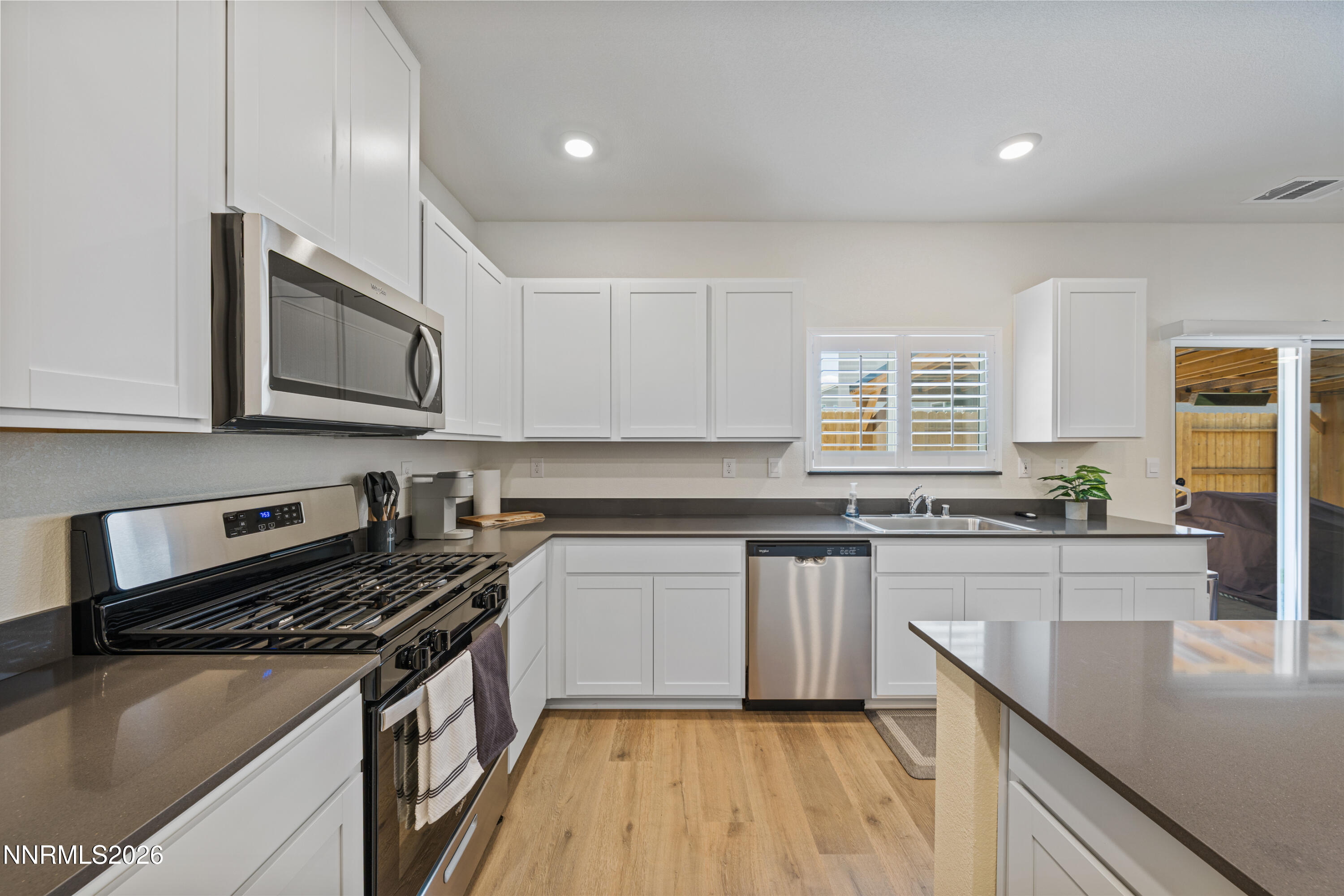 7754 Wandering Way Property Photo 16