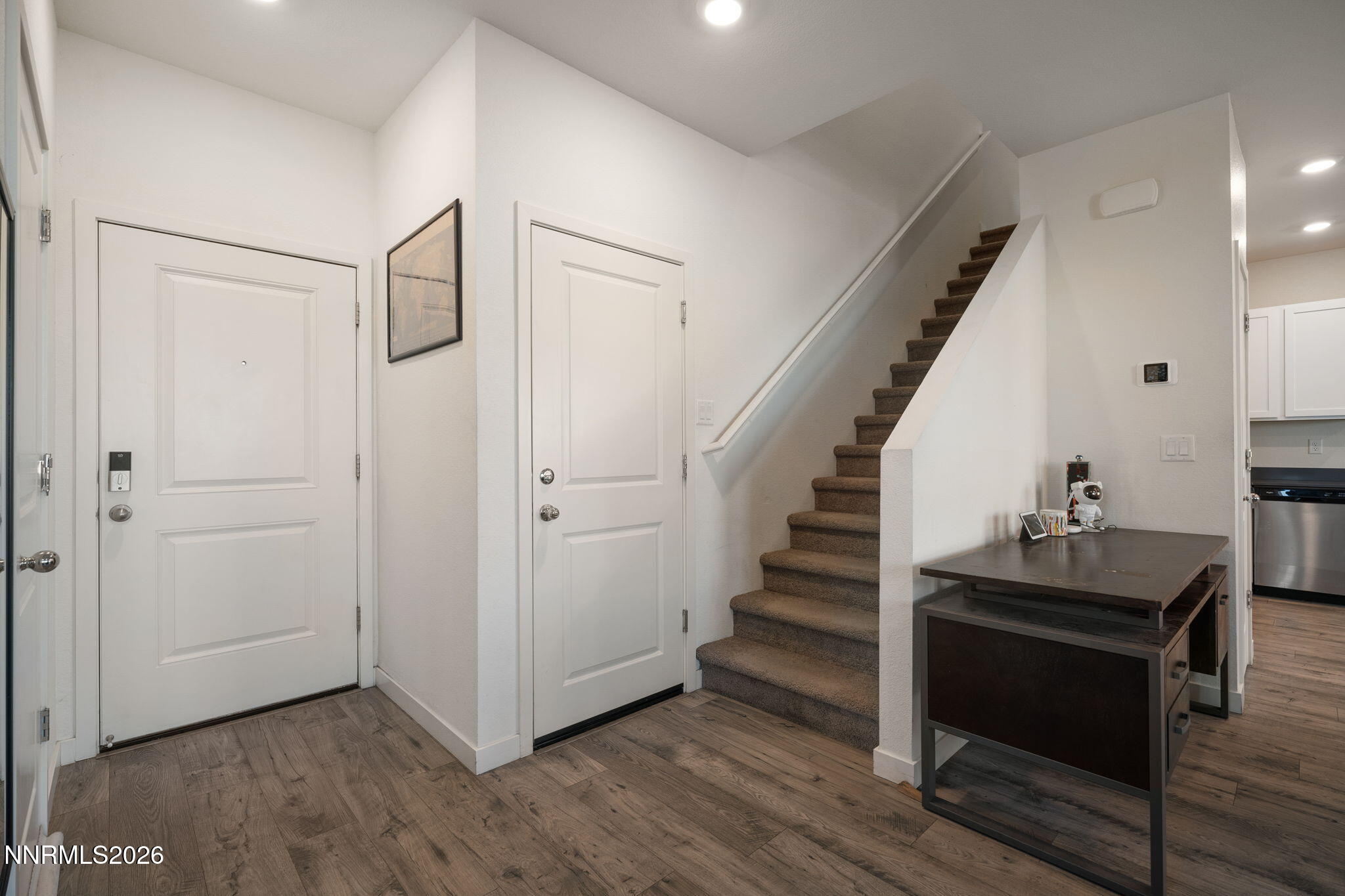 8855 Sky Wind Road Property Photo 10