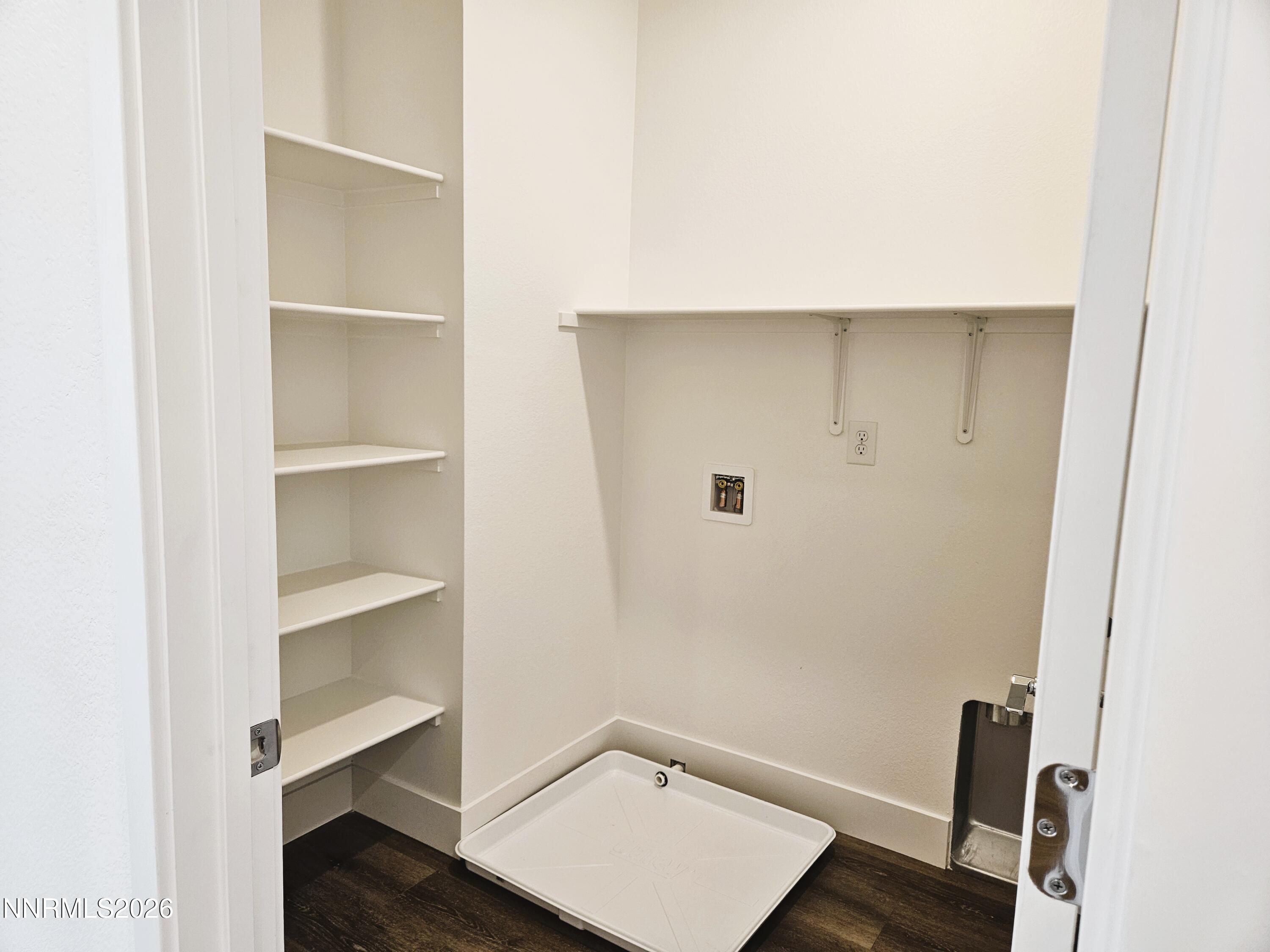 420 Prosecco Way Property Photo 15