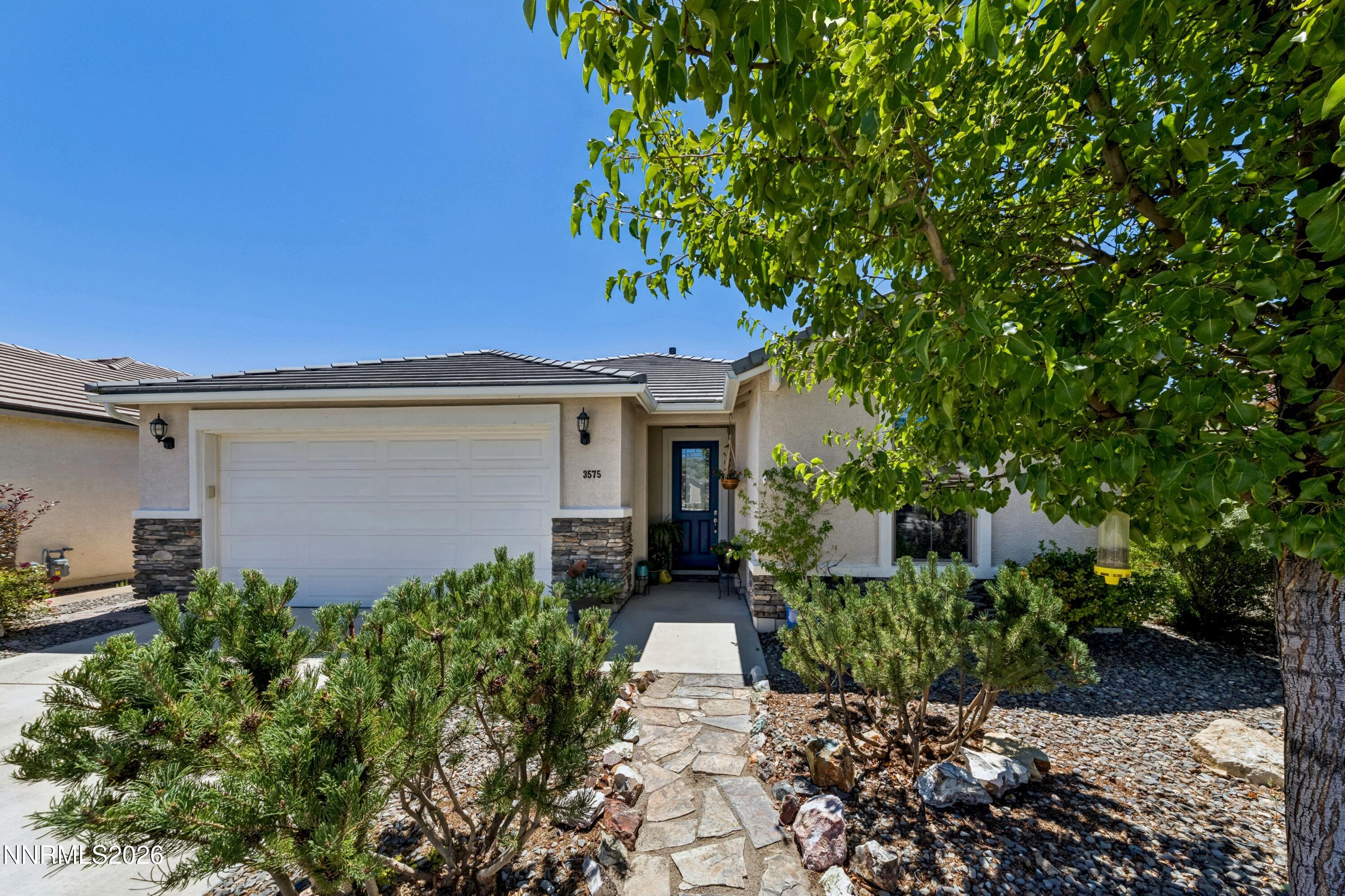 3575 Long Drive Property Photo 1