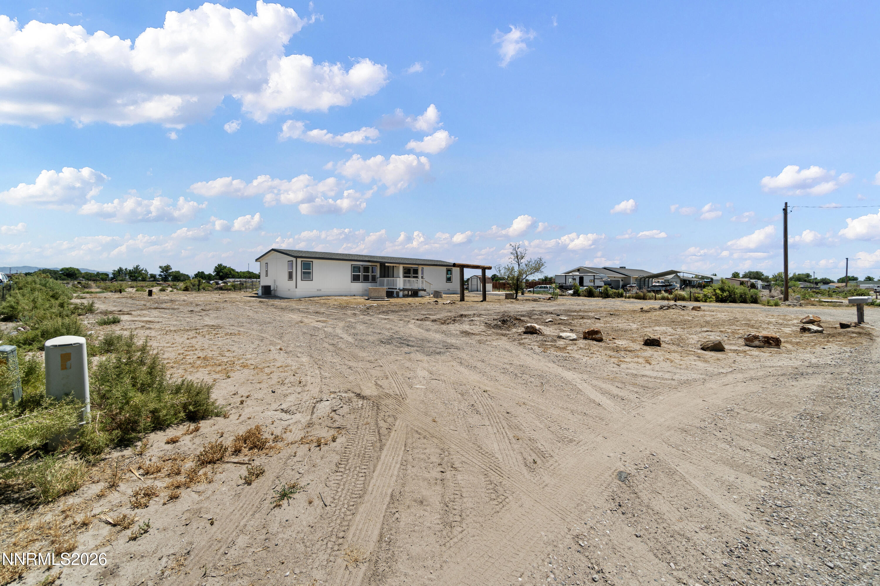 700 Thornbird Drive Property Photo 3