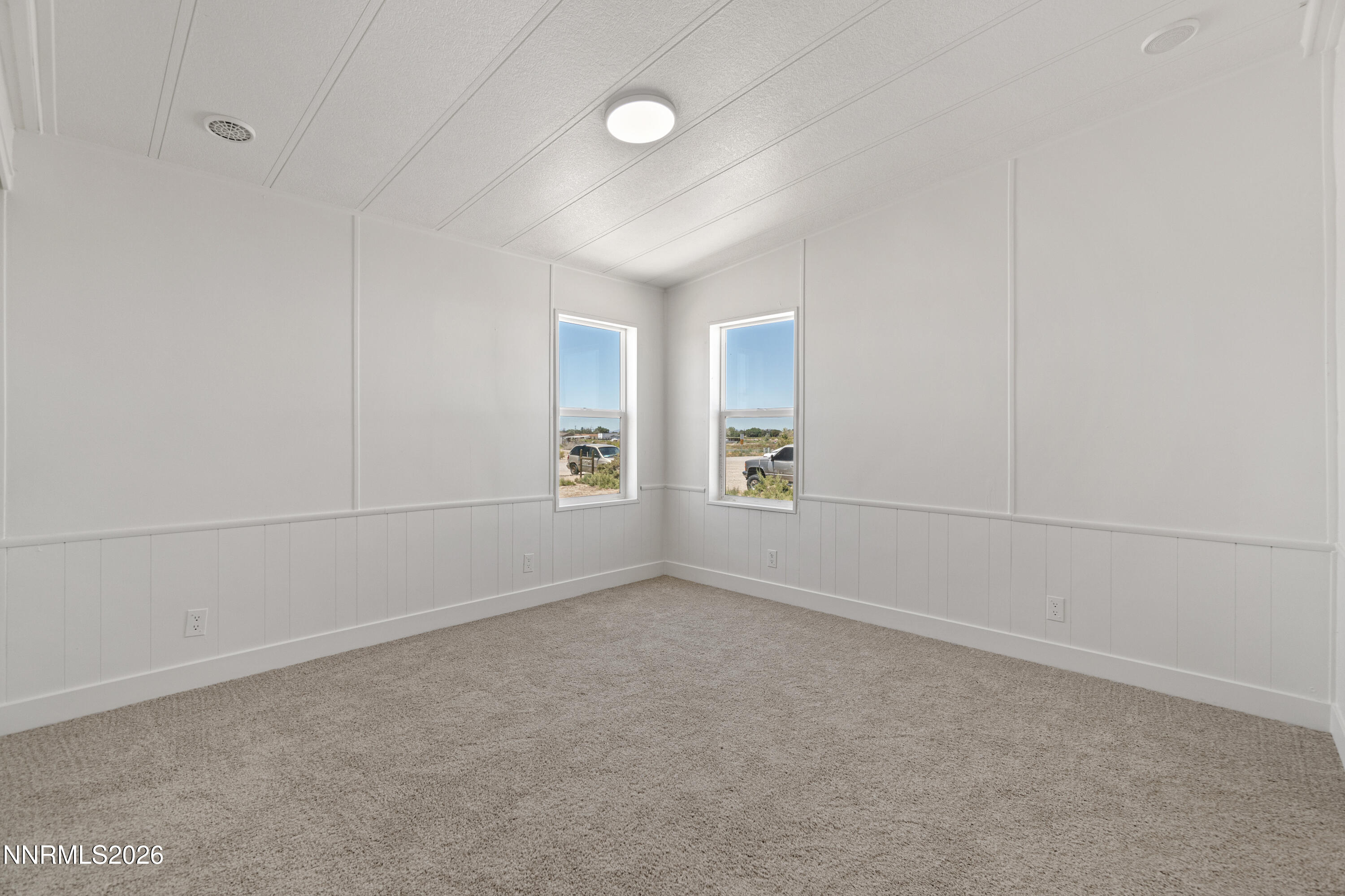 700 Thornbird Drive Property Photo 17