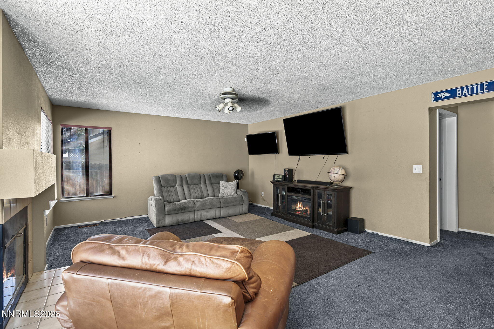 5296 Santa Barbara Avenue Property Photo 9