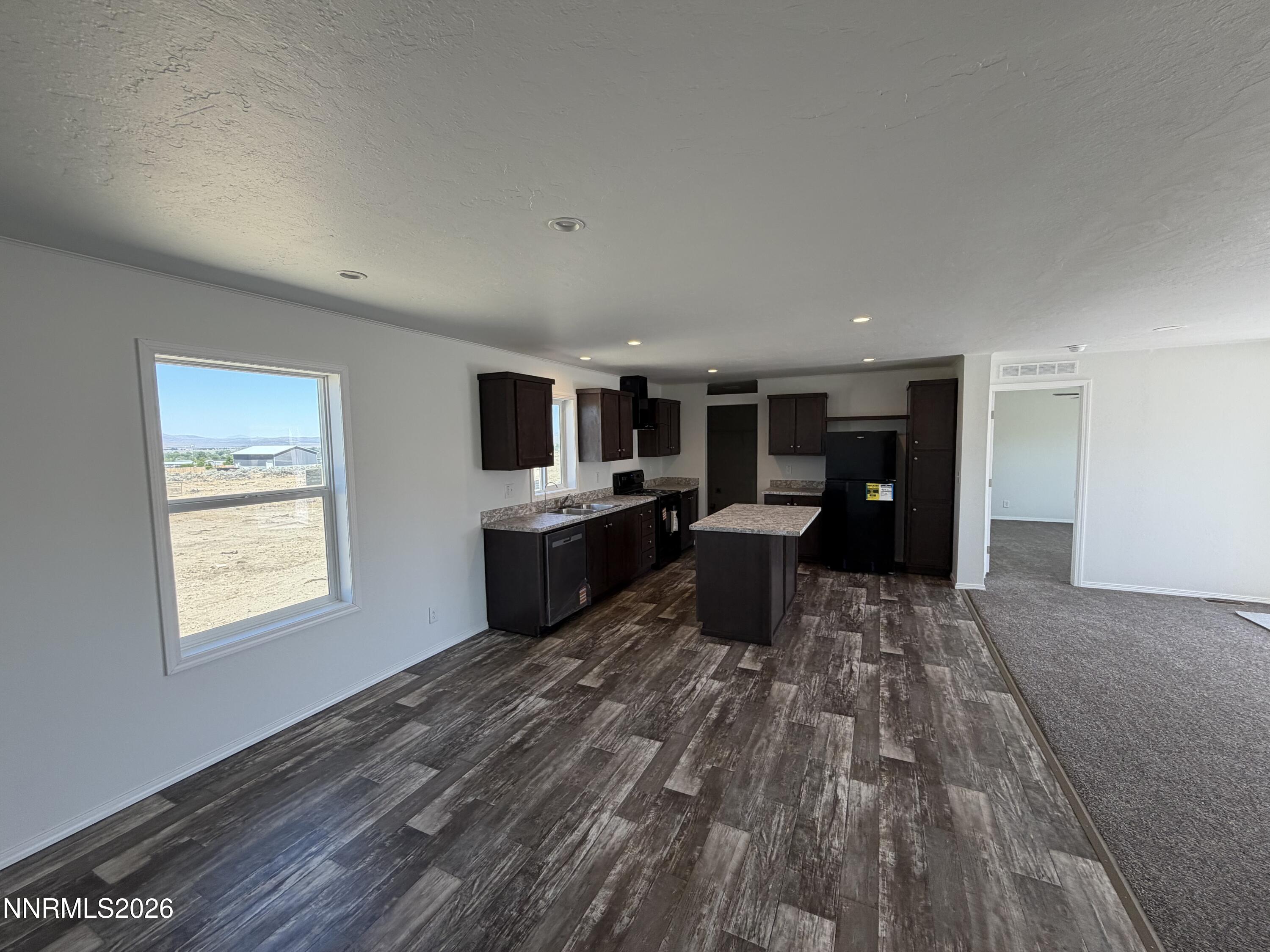 7650 Bea's View Drive Property Photo 6