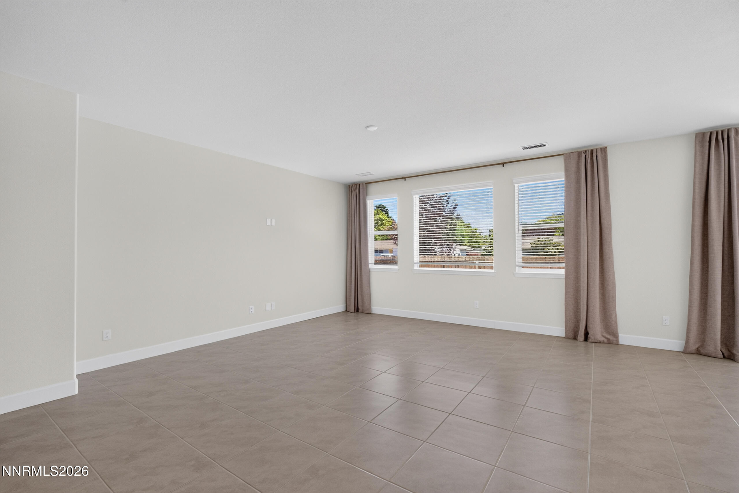 1429 Pickaxe Street Property Photo 6