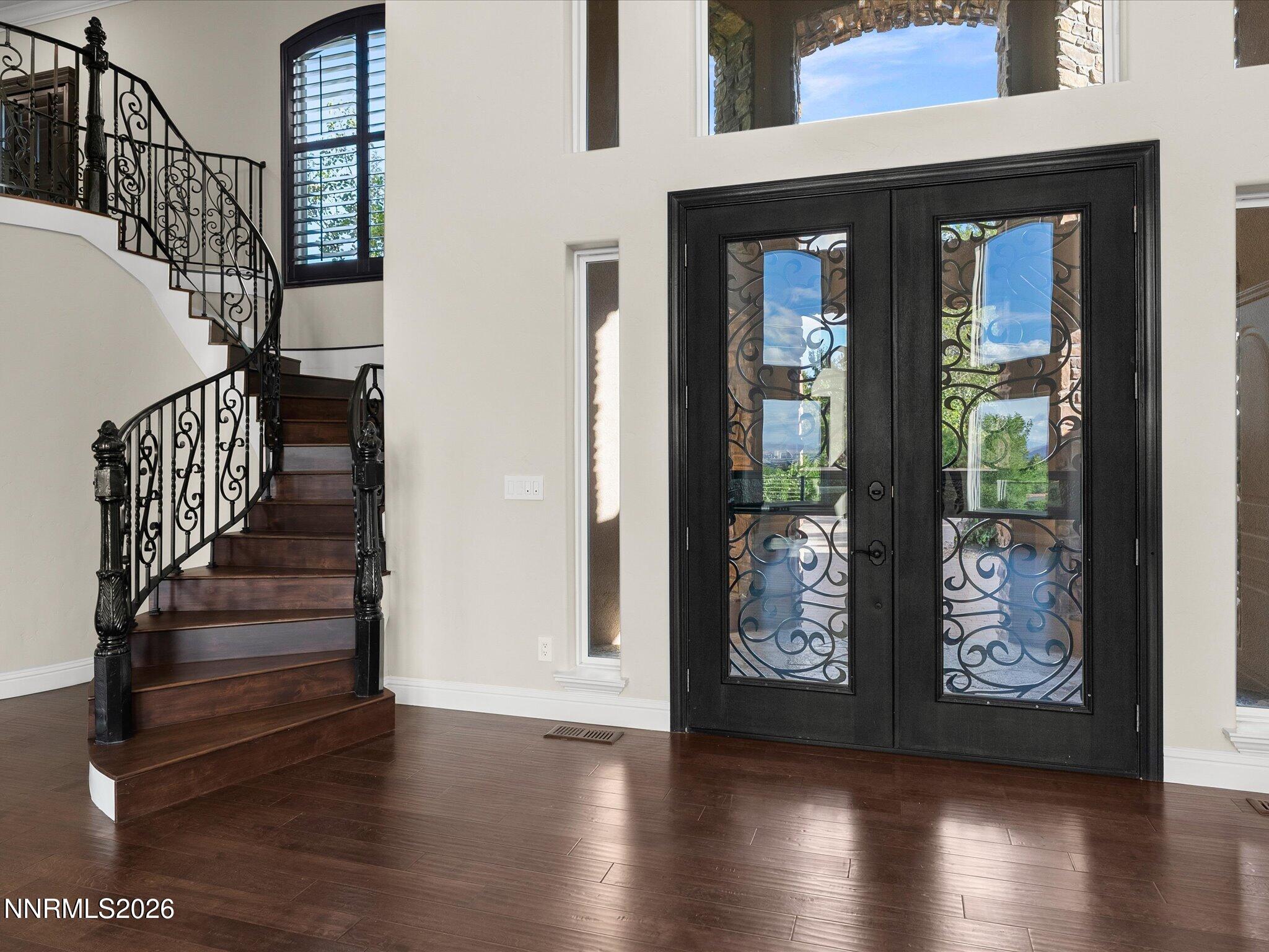 4040 Odile Court Property Photo 16