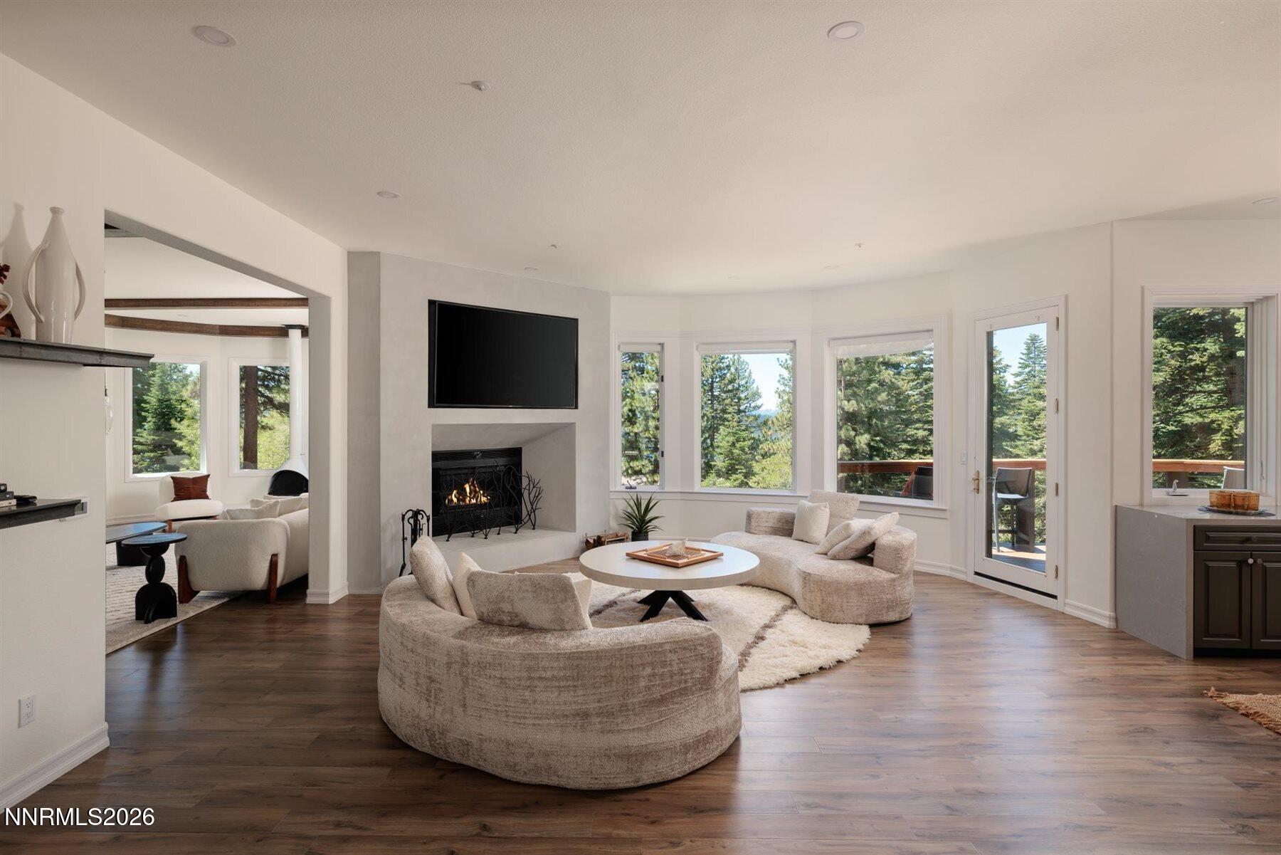 260009309 Property Photo 12