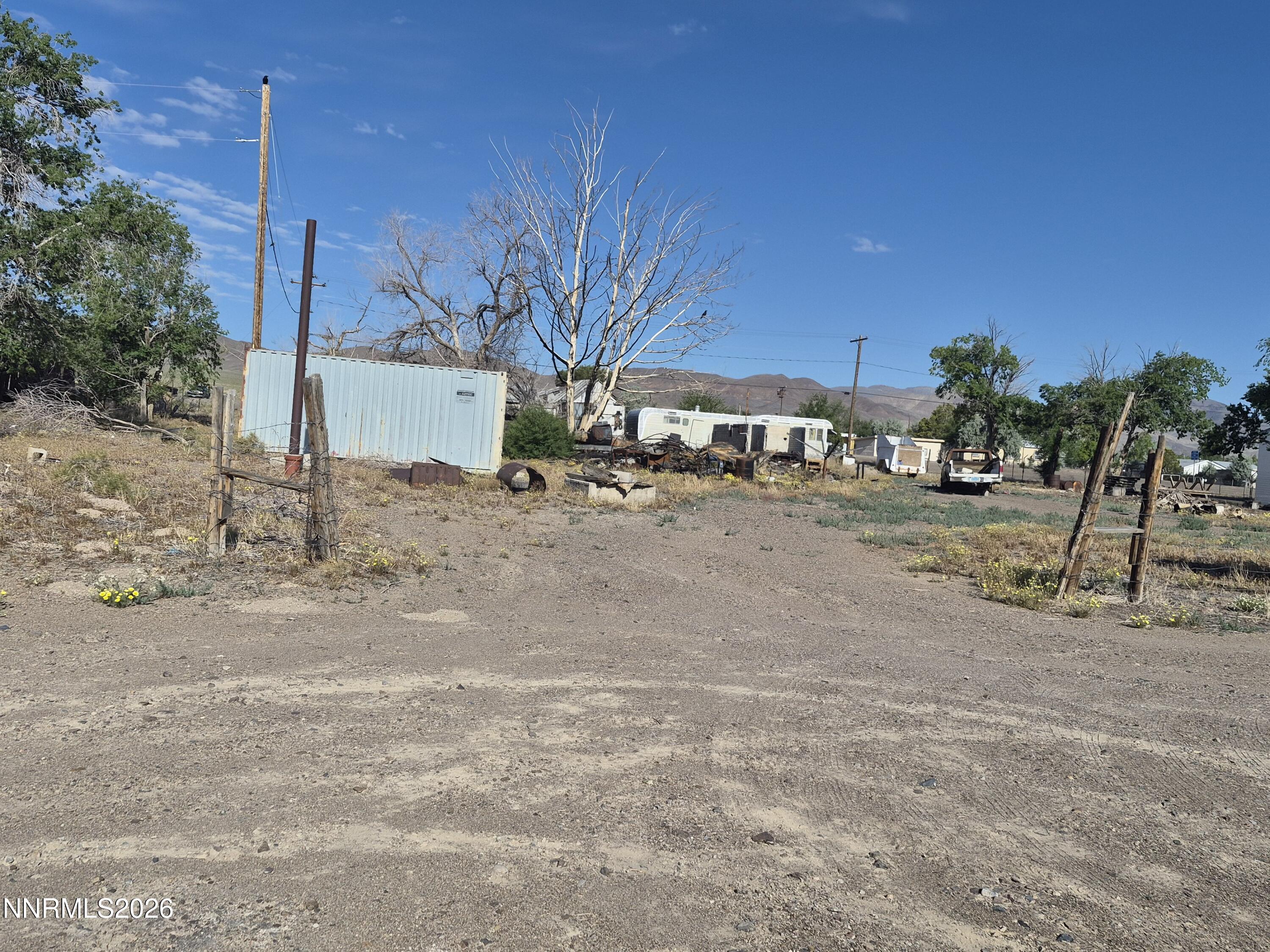 1423 Front Street Property Photo 3