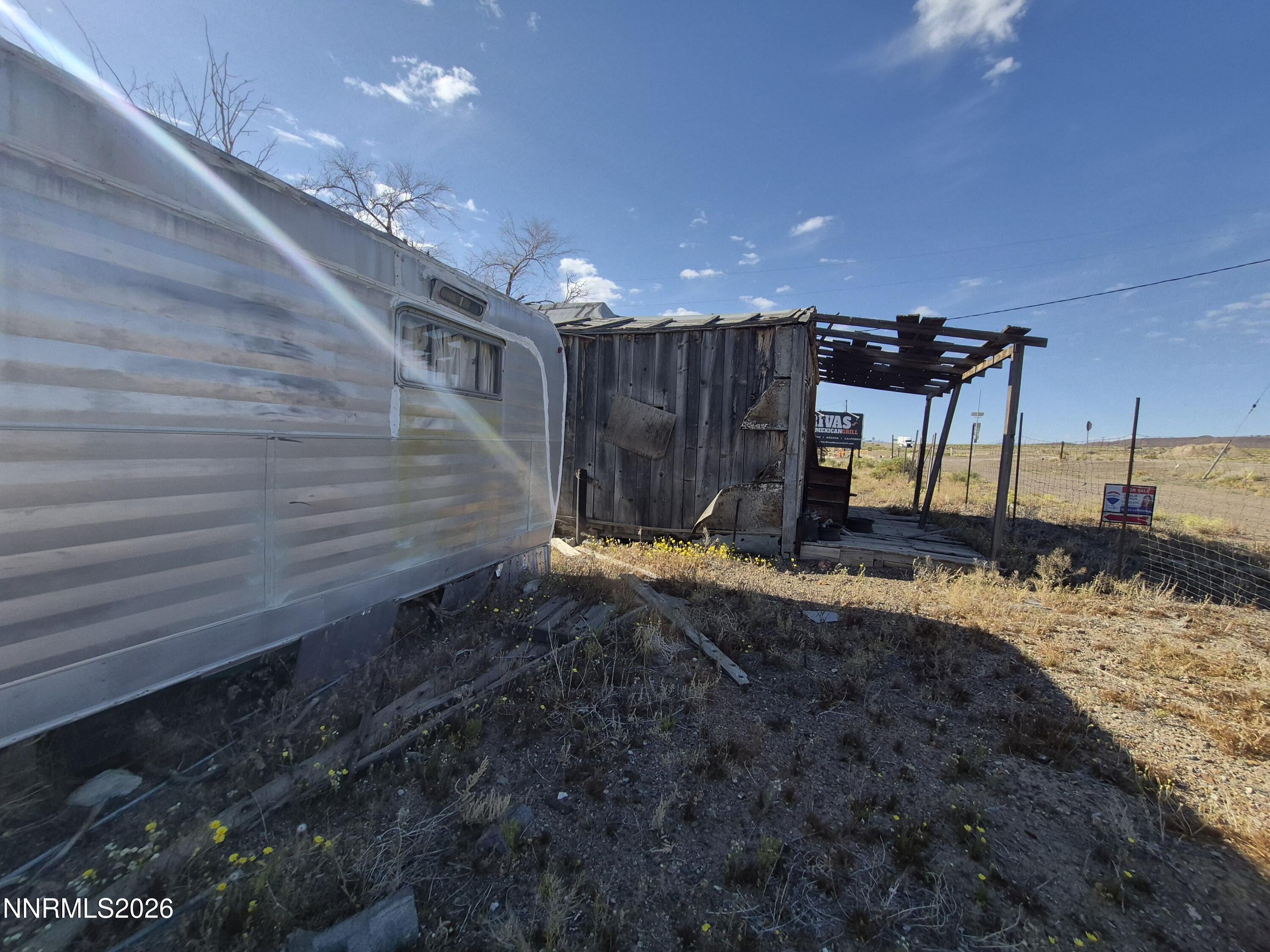 1423 Front Street Property Photo 6
