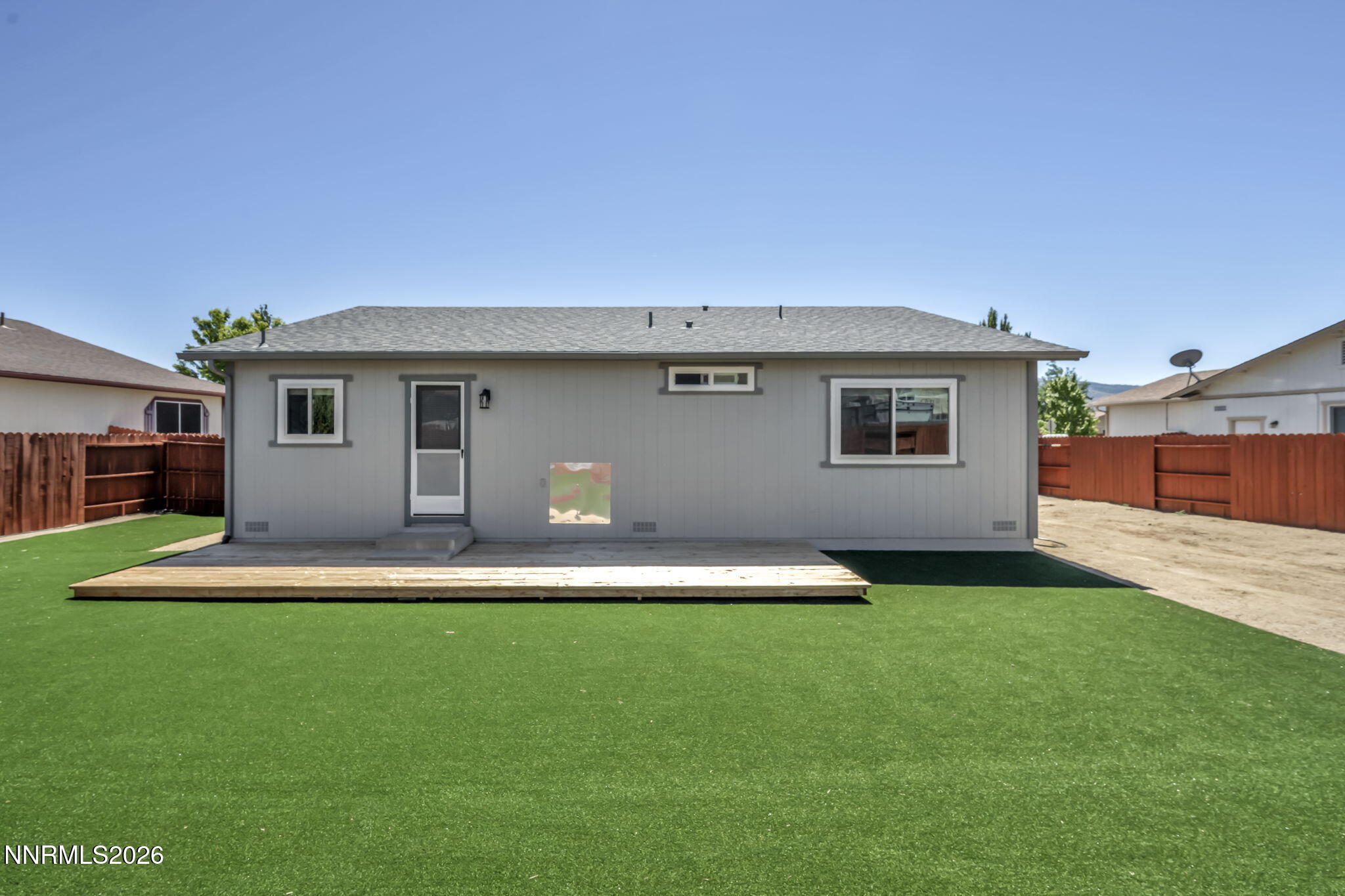 18277 Dustin Court Property Photo 8