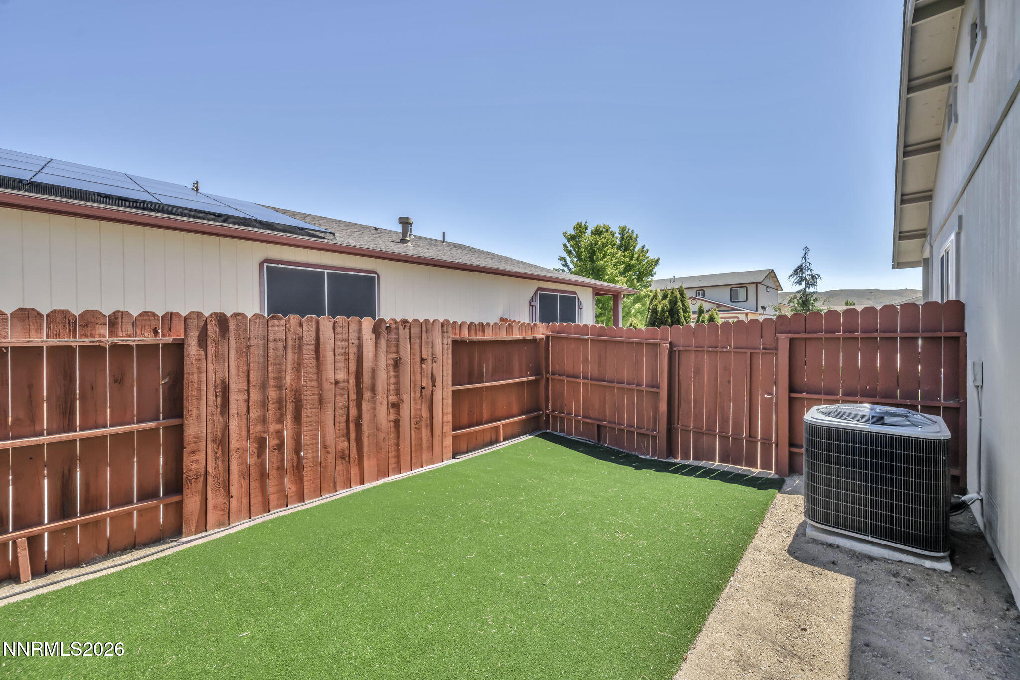 18277 Dustin Court Property Photo 14