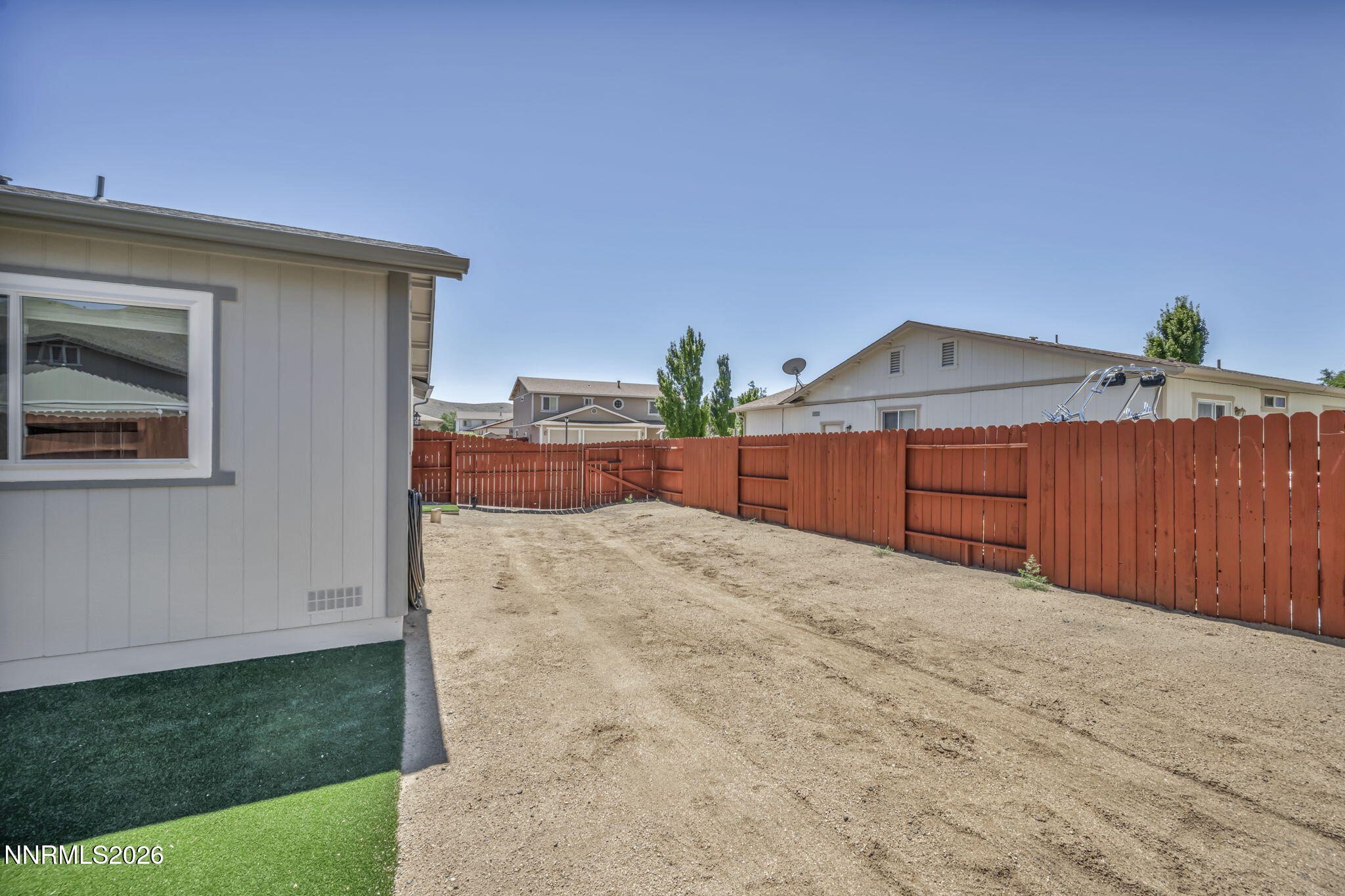 18277 Dustin Court Property Photo 16