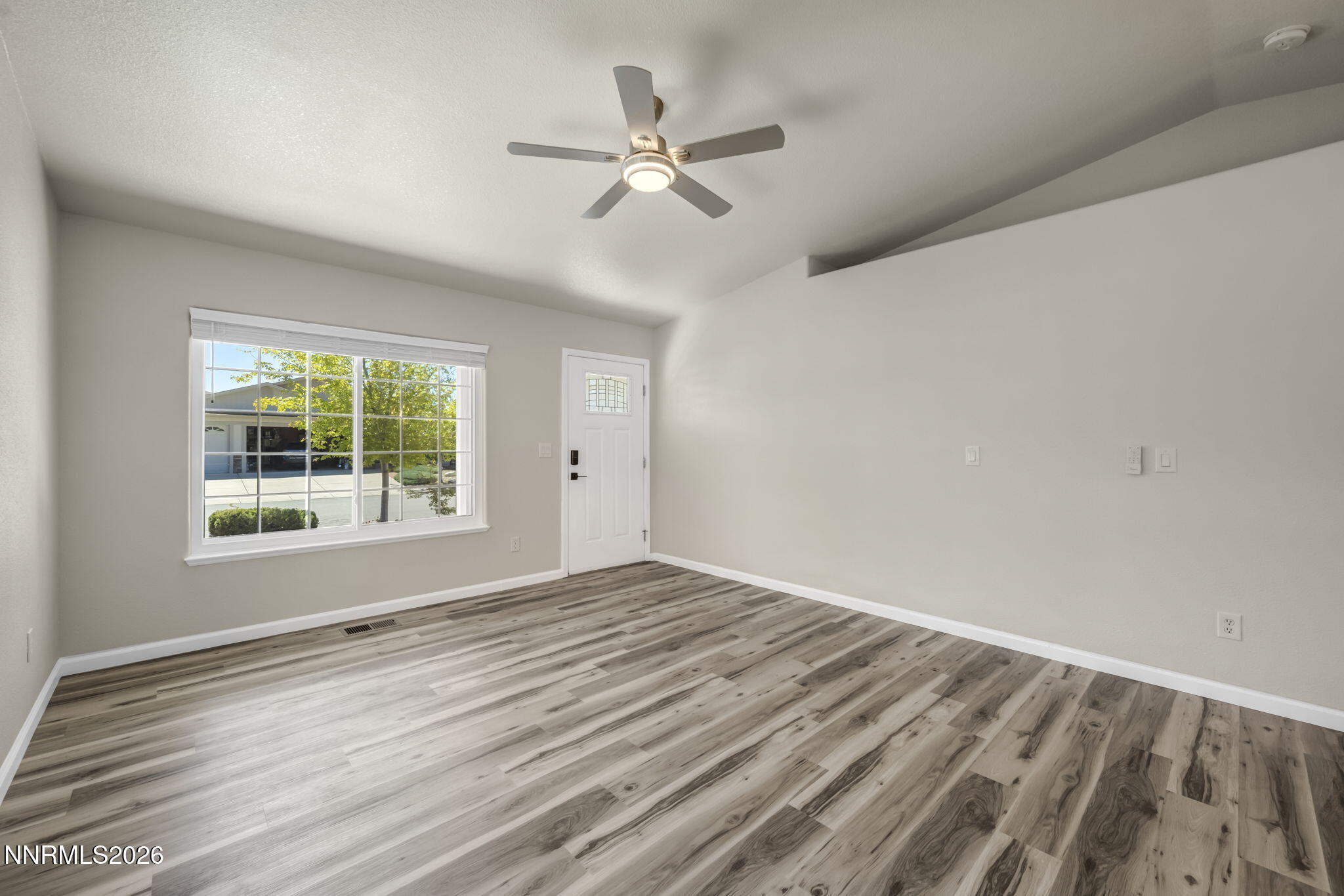 18277 Dustin Court Property Photo 29