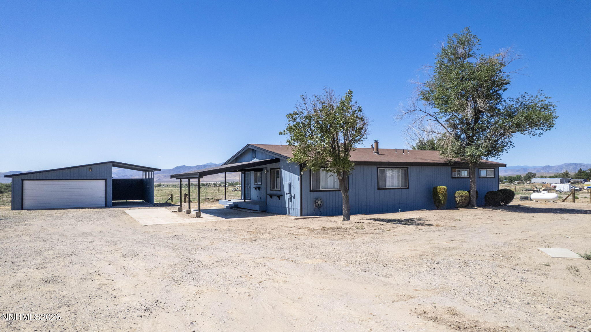 9025 Iroquois Trail Property Photo 6