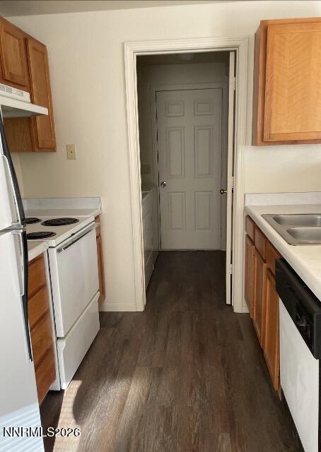 4003 Village Drive Property Photo 5