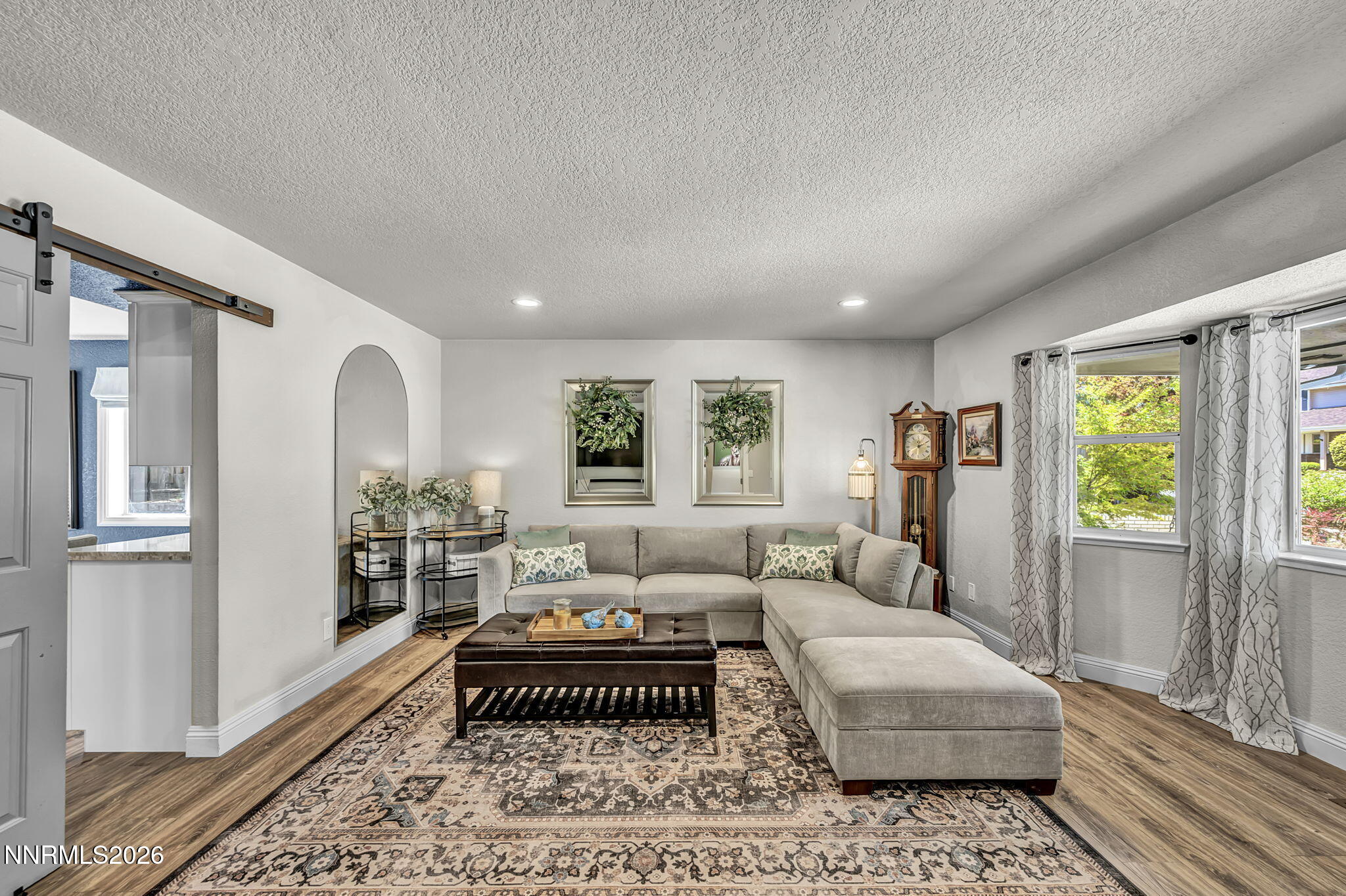 1917 Yale Drive Property Photo 8