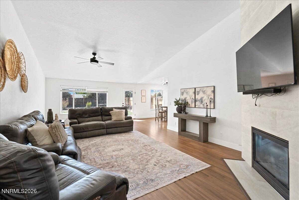 2400 Pileus Road Property Photo 3