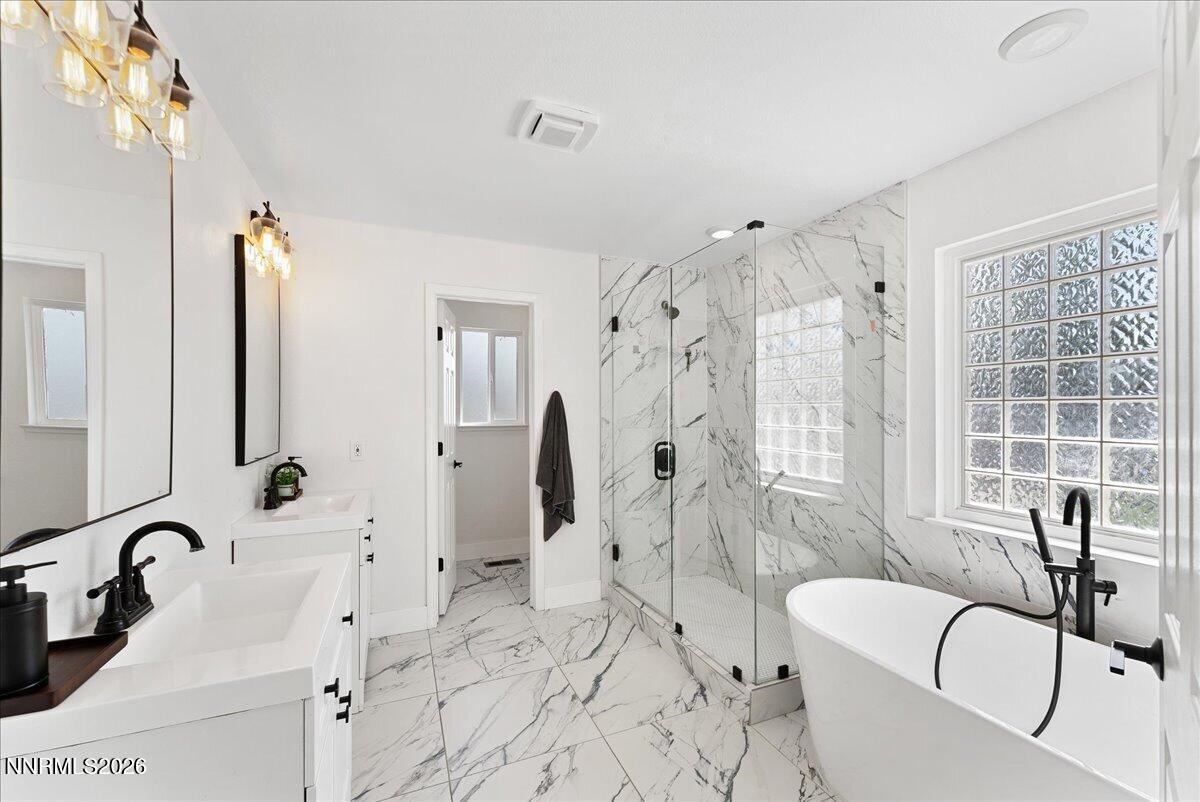 2400 Pileus Road Property Photo 15