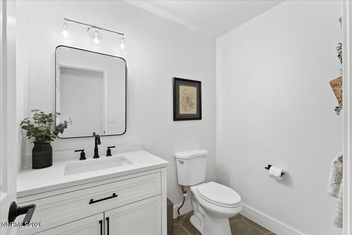 2400 Pileus Road Property Photo 16