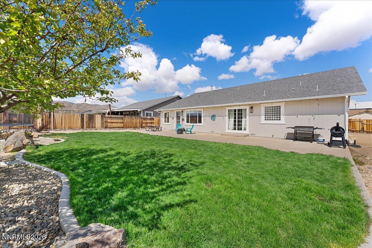 2400 Pileus Road Property Photo 21