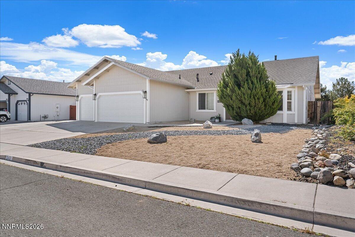 2400 Pileus Road Property Photo 28