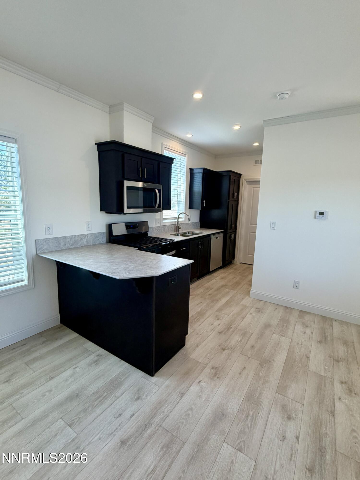 5405 Desert Lane Property Photo 5