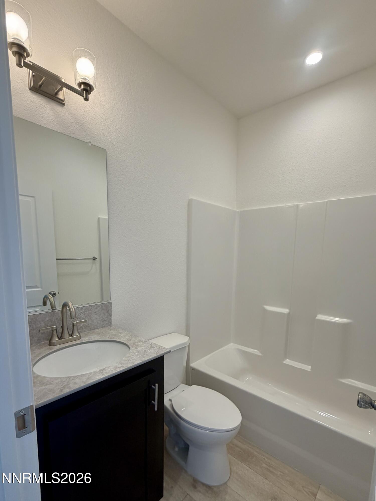 5405 Desert Lane Property Photo 10