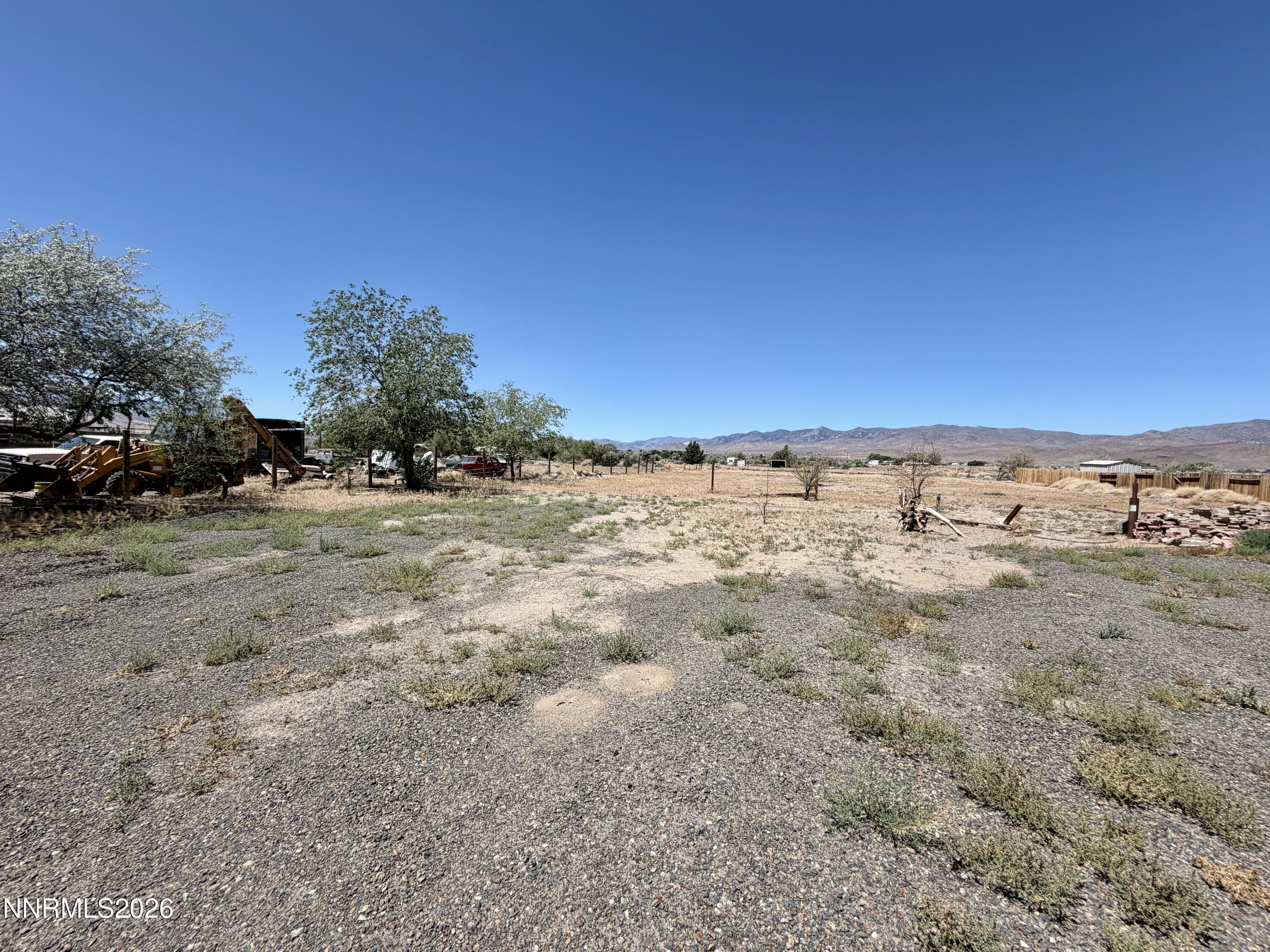 5405 Desert Lane Property Photo 12