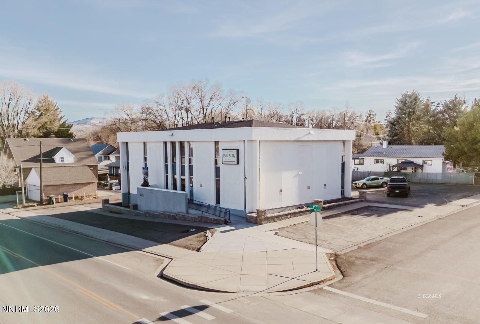 975 5th Street Property Photo 16