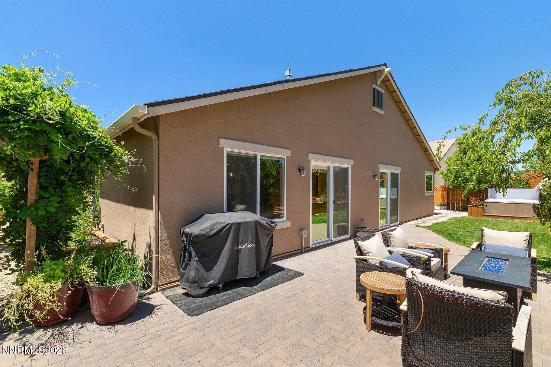 1538 Tule Peak Circle Property Photo 23