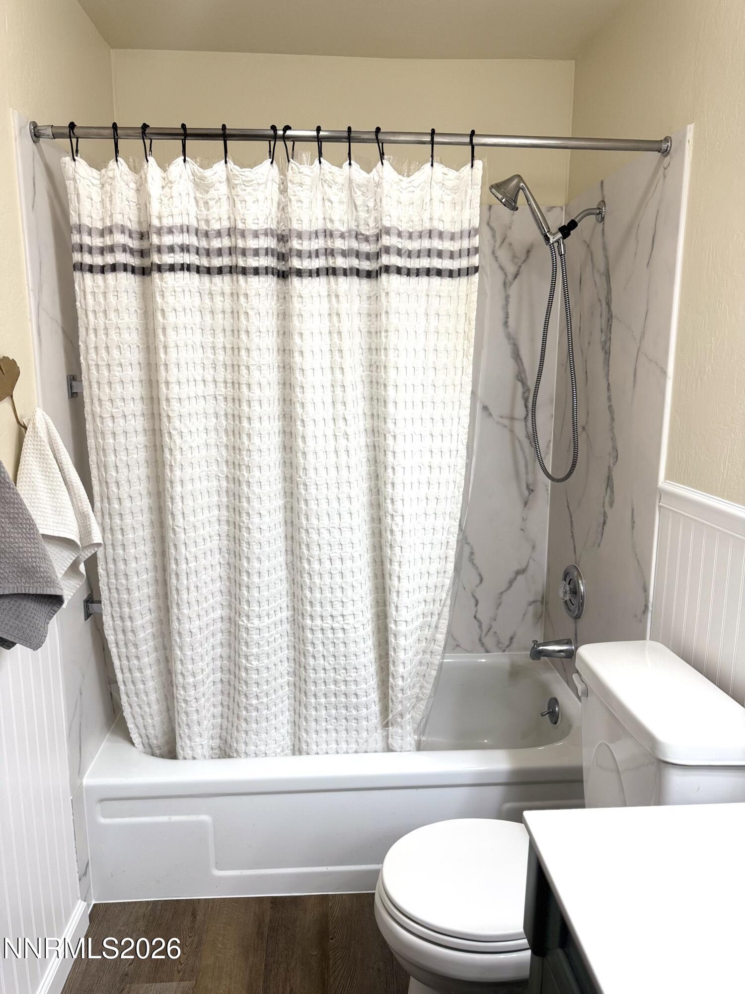 2955 S Lakeside Drive Unit 202 Property Photo 19