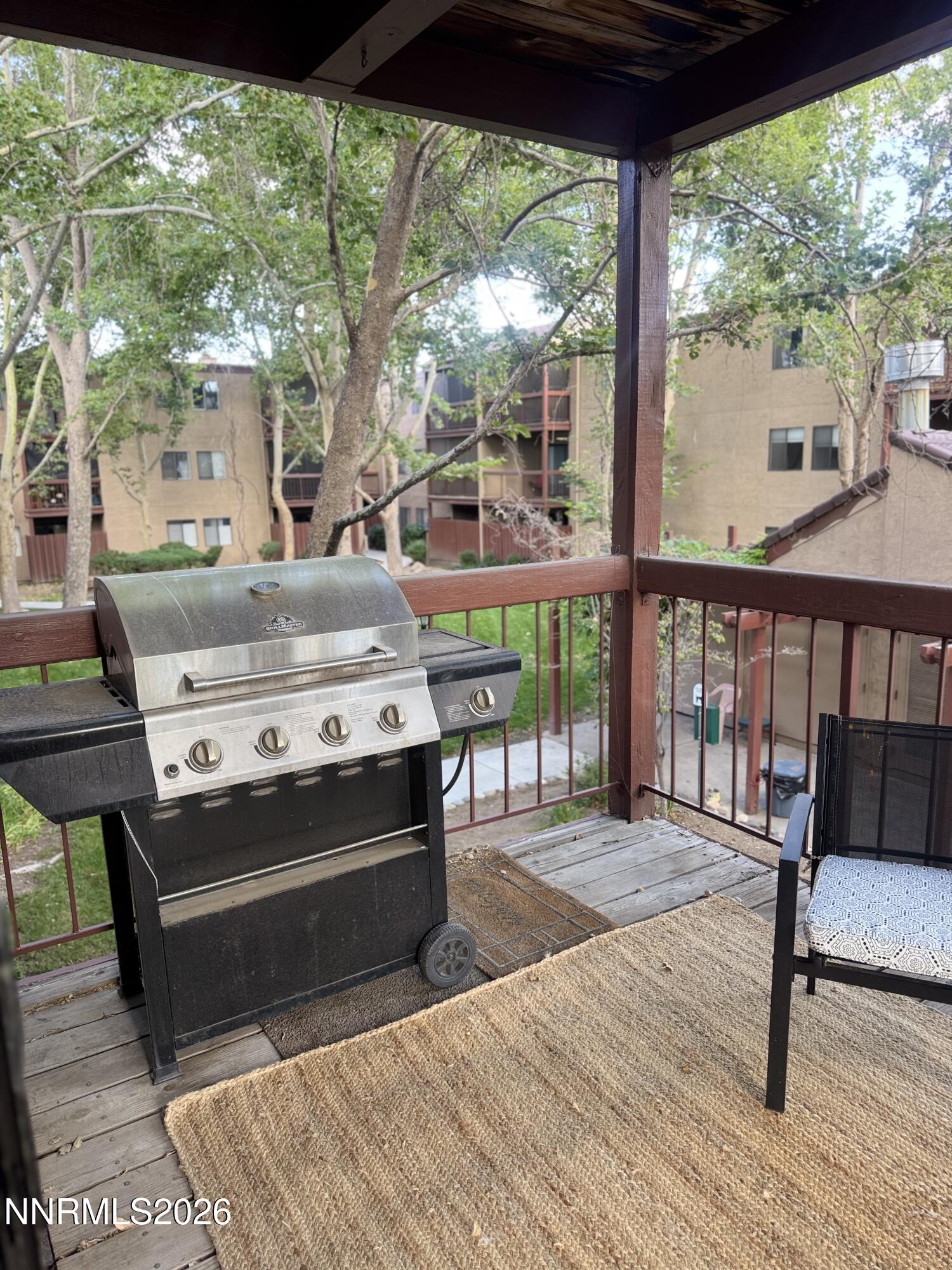 2955 S Lakeside Drive Unit 202 Property Photo 25