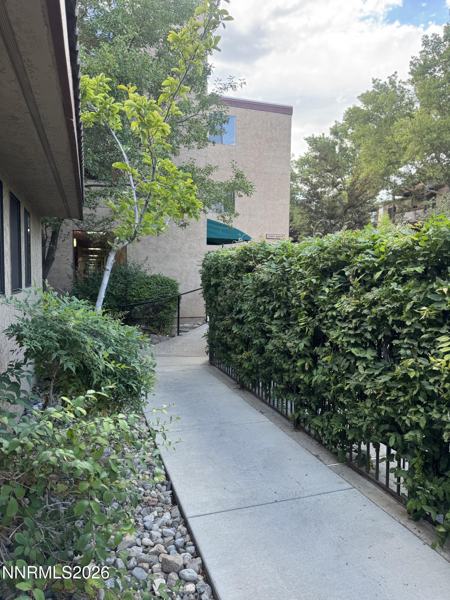 2955 S Lakeside Drive Unit 202 Property Photo 29