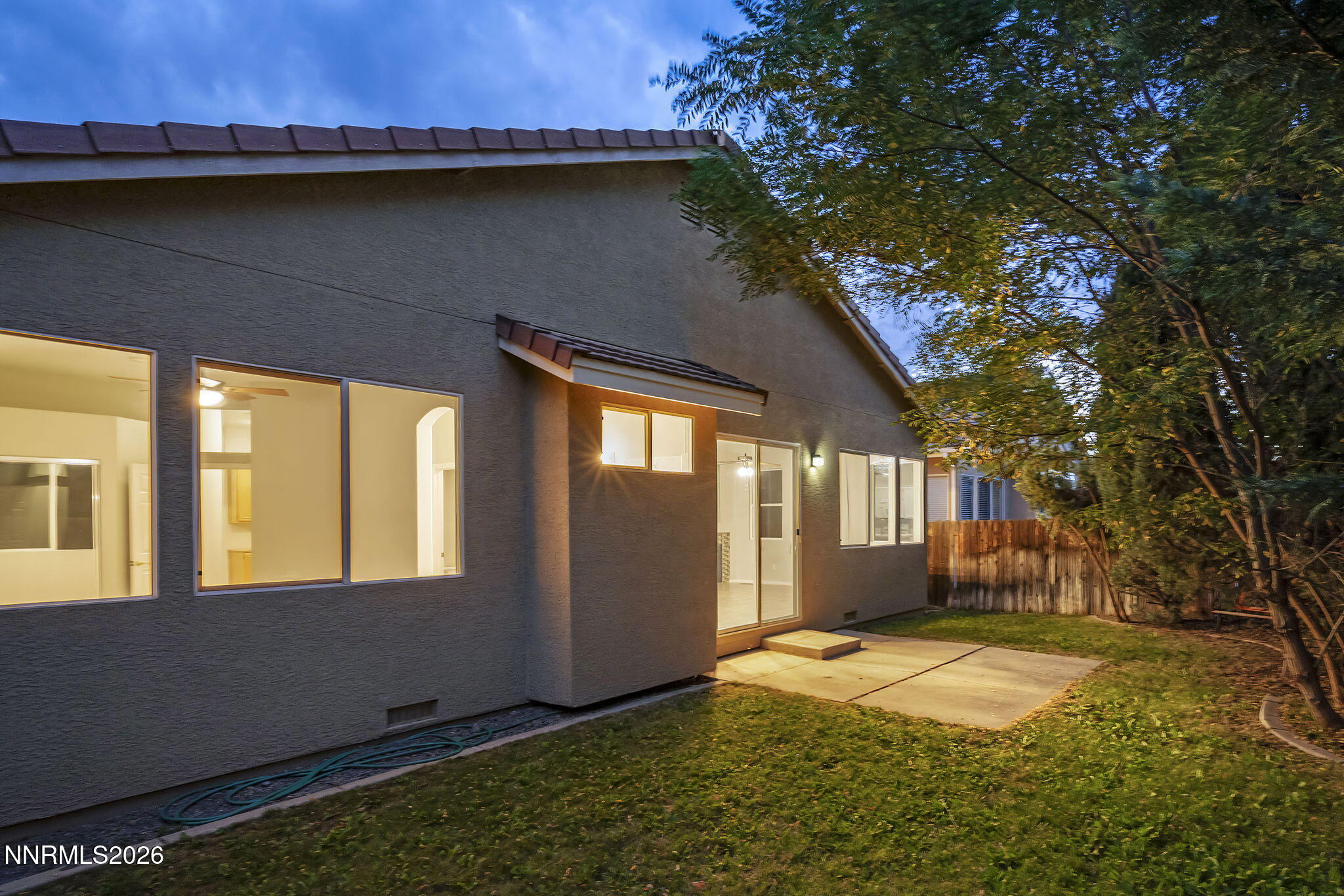 1611 Brentworth Way Property Photo 2