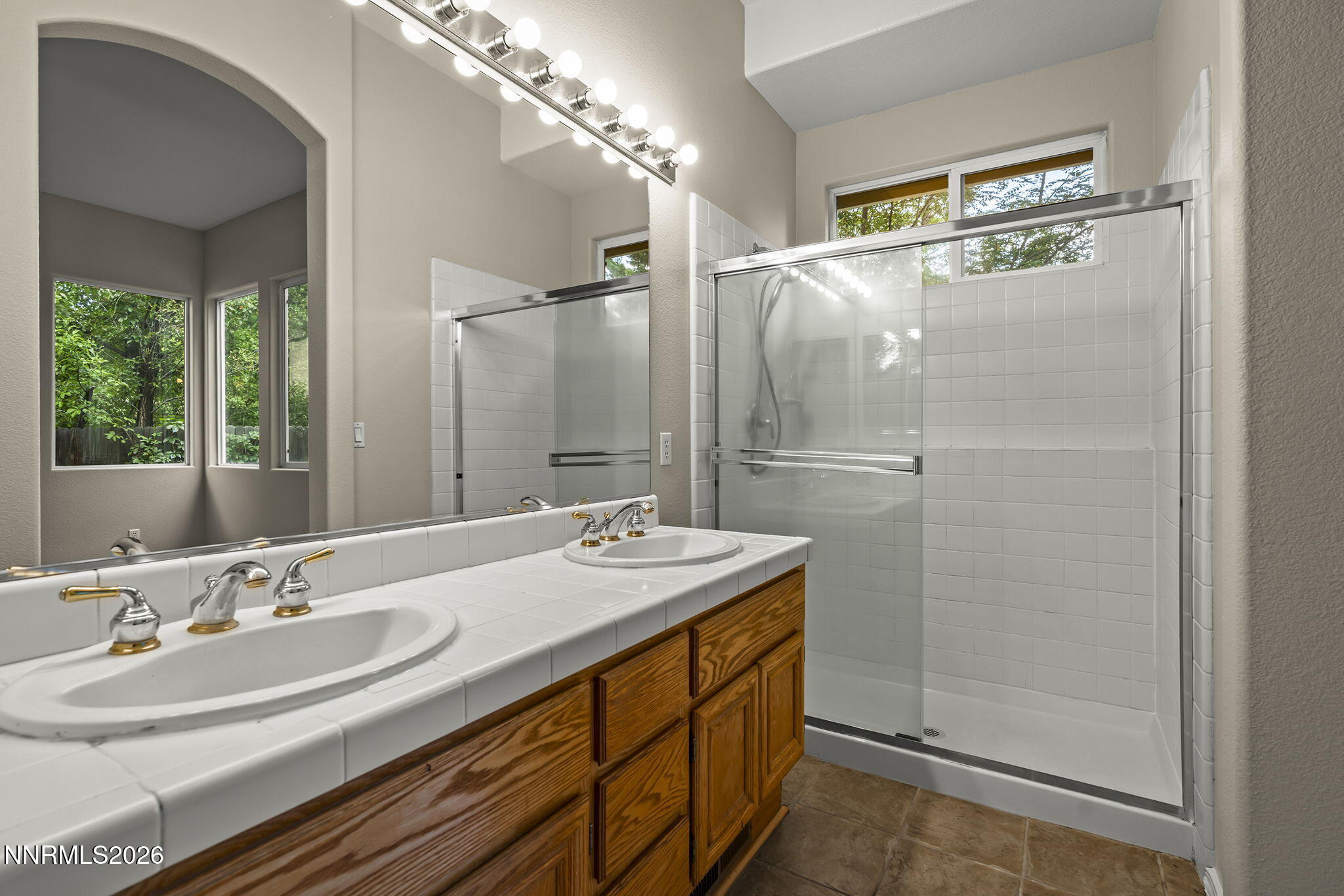 1611 Brentworth Way Property Photo 28