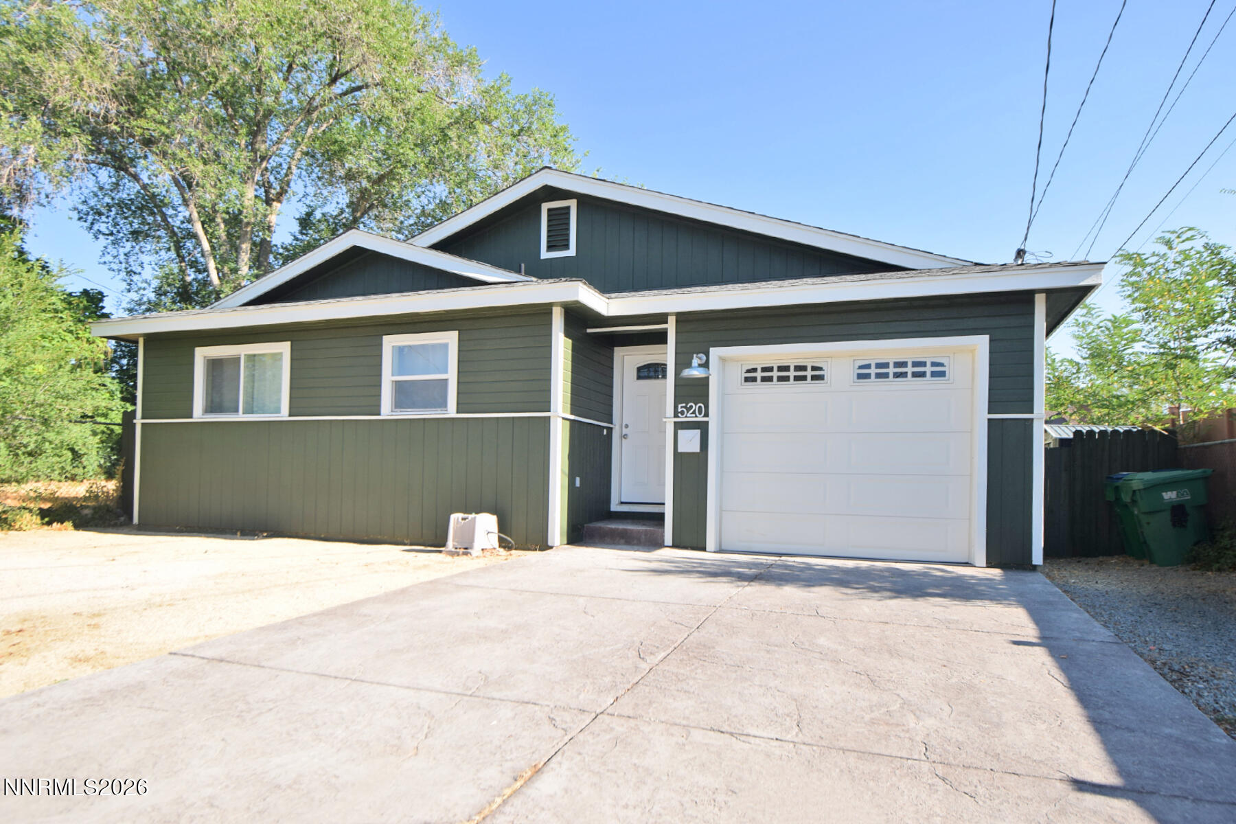 520 E Taylor Street Property Photo 1