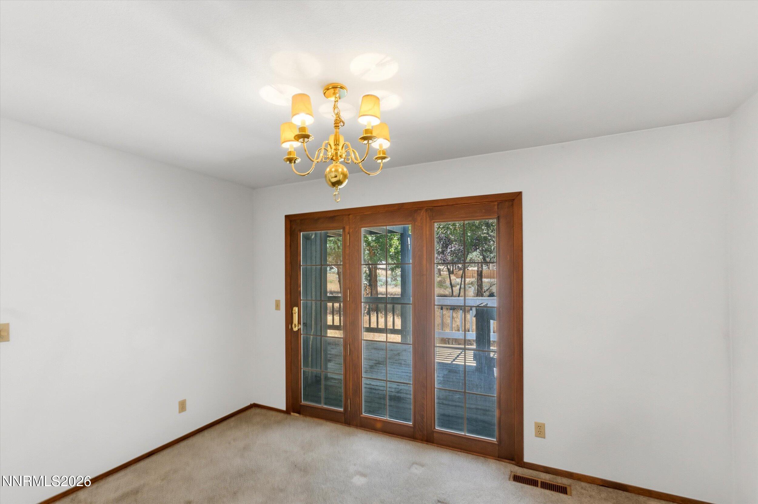 3684 Lakeview Road Property Photo 11